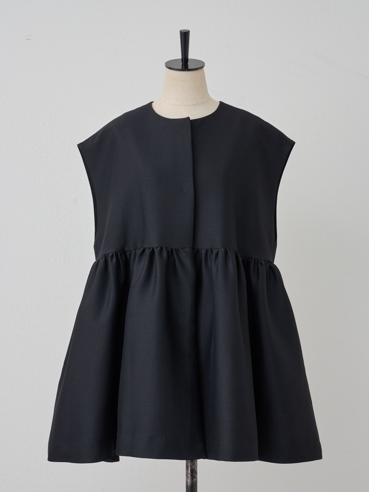 SALE／70%OFF】BEARDSLEY ギャザージレ ビアズリー トップス ベスト 
