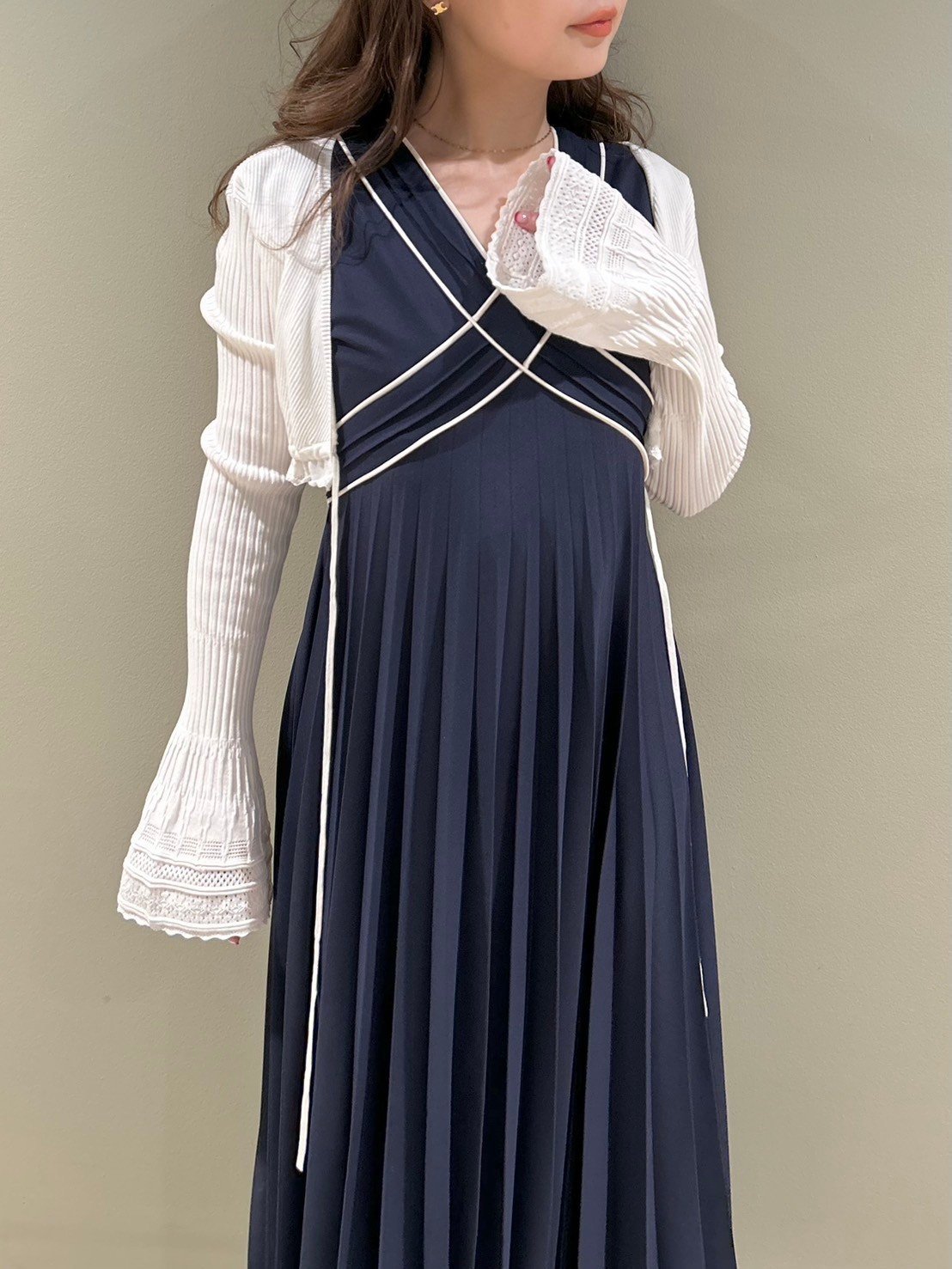 リリーブラウン　フリルディテールカーディガン フリルディテールカーディガン（カーディガン）｜LILY BROWN