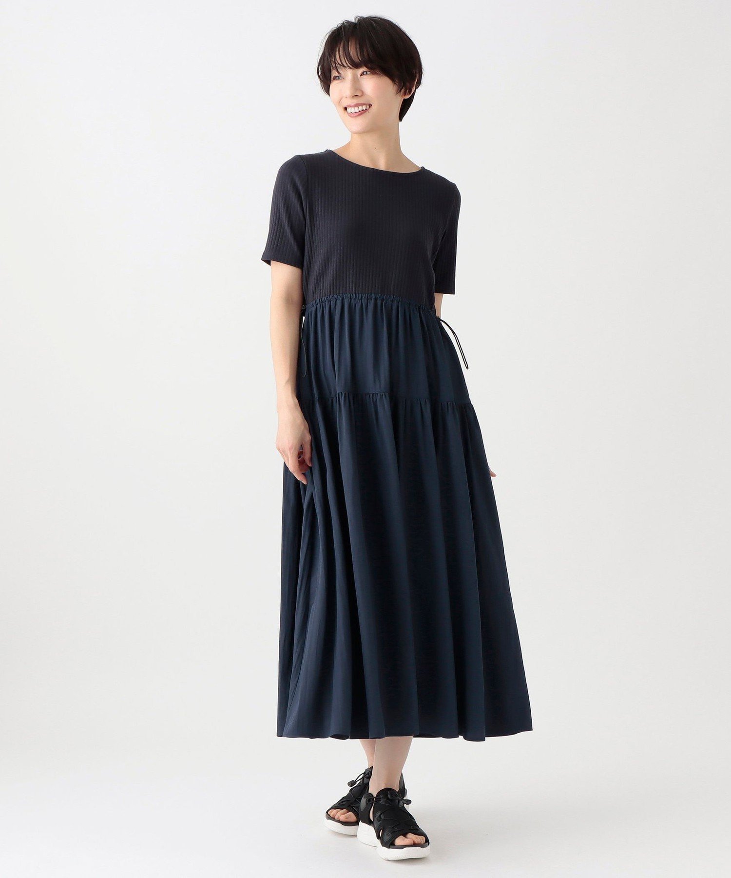楽天市場】【SALE／30%OFF】ストライプ刺繍ティアードワンピース