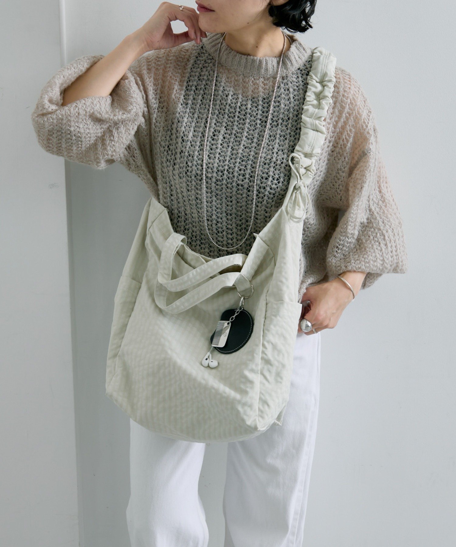 Acne Studios アクネ ストゥディオス メッセンジャーバッグ ブラック 楽天市場】Acne Studios アクネストゥディオズ ショルダーバッグ
