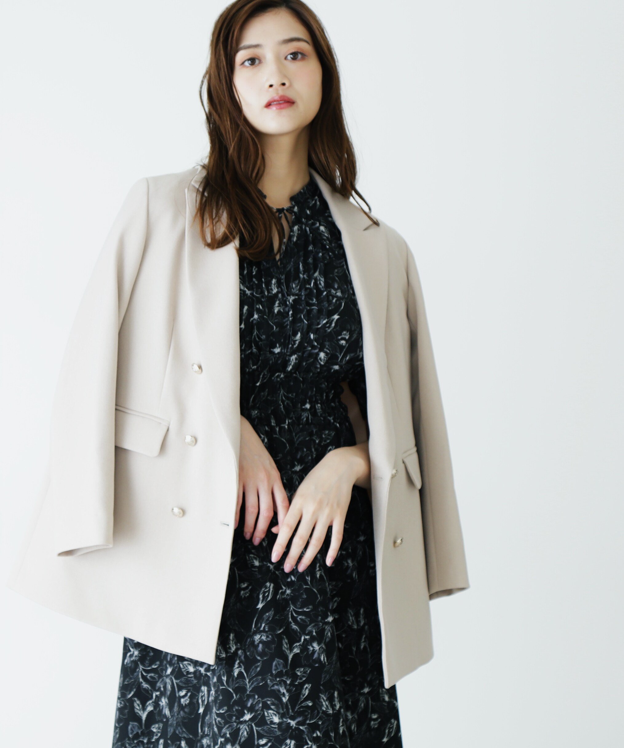 JUSGLITTY⭐︎フード付きベージュジャケット サイズ1 JUSGLITTY - 良品 JUSGLITTY ジャスグリッティー フード付ロング