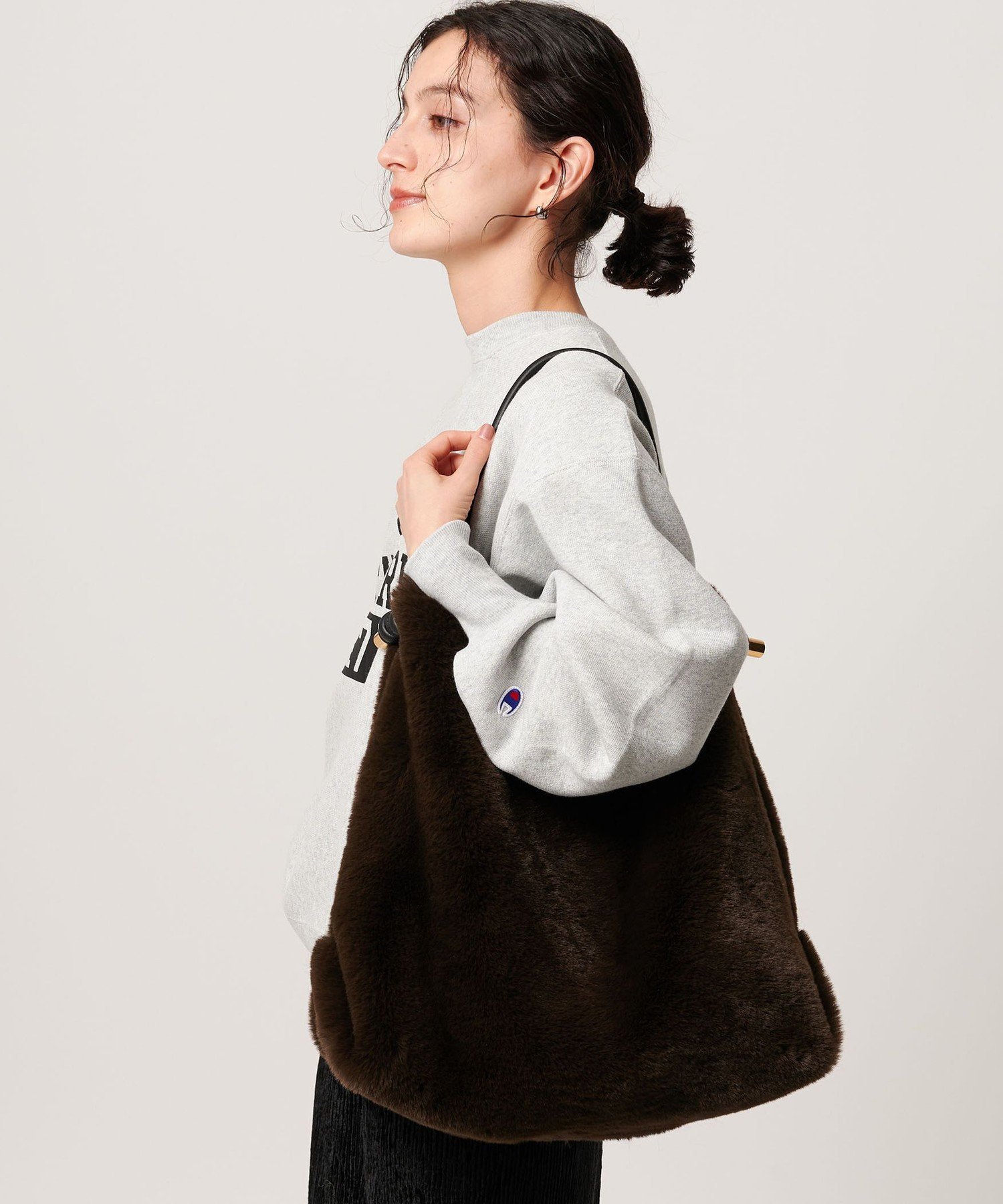 フェイラー公式/LOVERARY ドアップテディガール 耳付き巾着 L