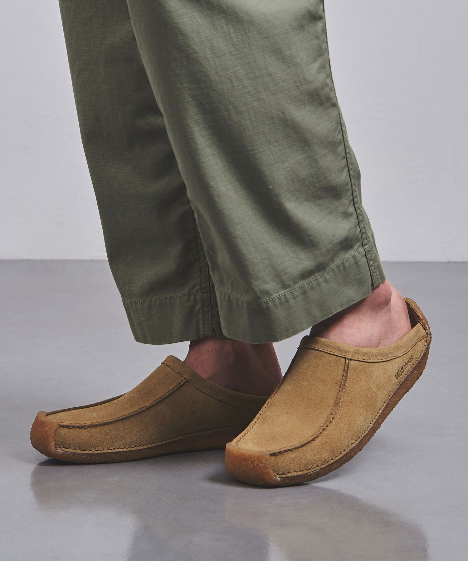 クラークス ワラビー ナタリー モカシン グリーン系 クレープソール 24cm clarks_walla_01.jpg