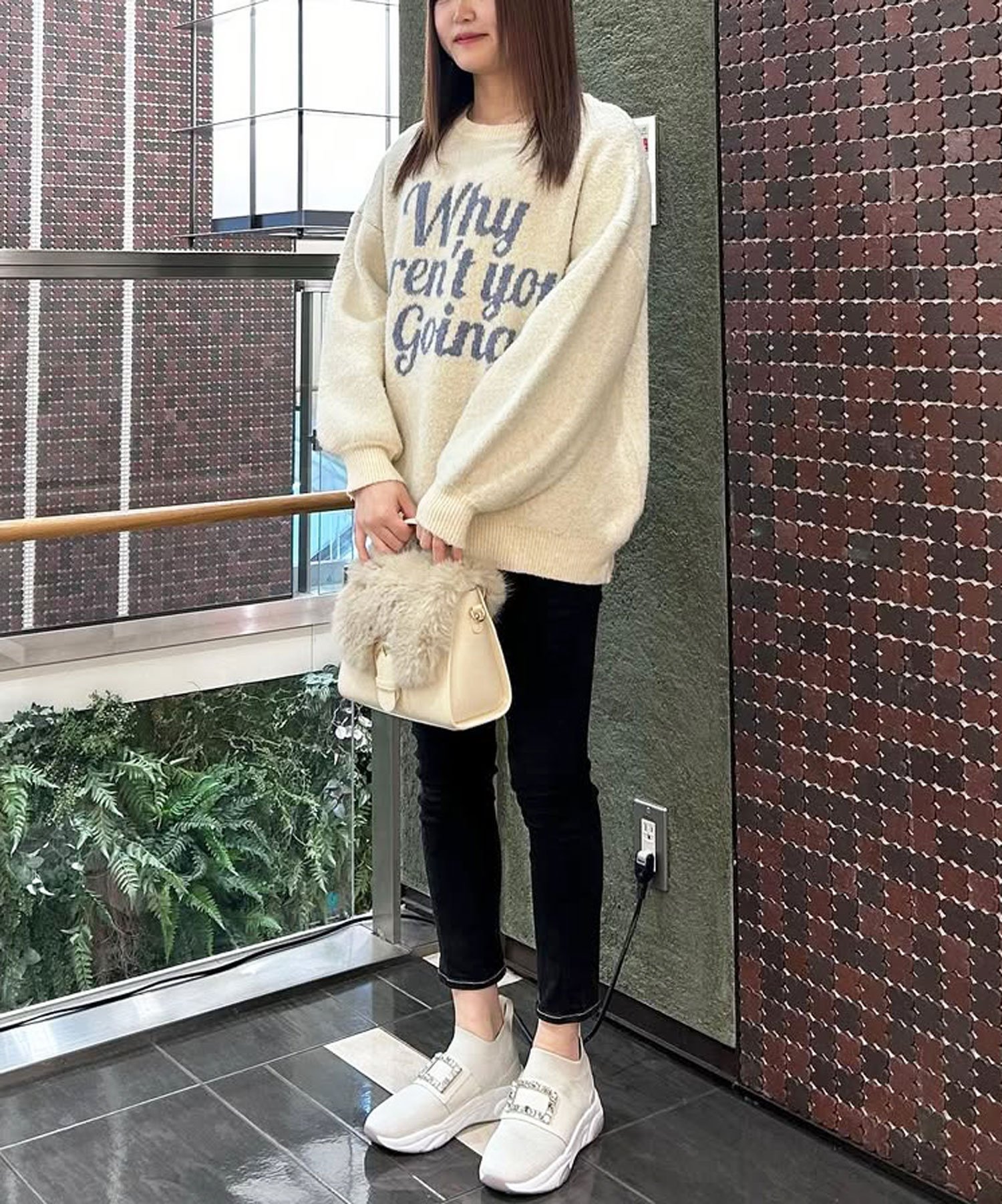 diana 【軽量・撥水加工】クリスタルバックル ニットソックス