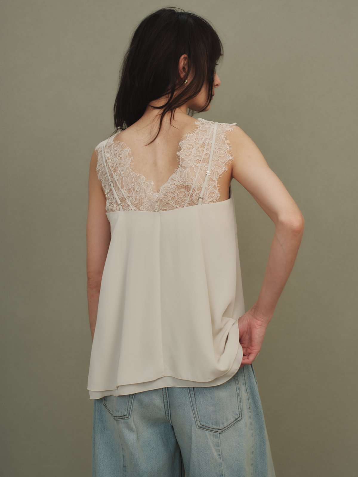 アニュアンス　カップイン2wayキャミソール アニュアンス anuans レーストリムカップインキャミソール