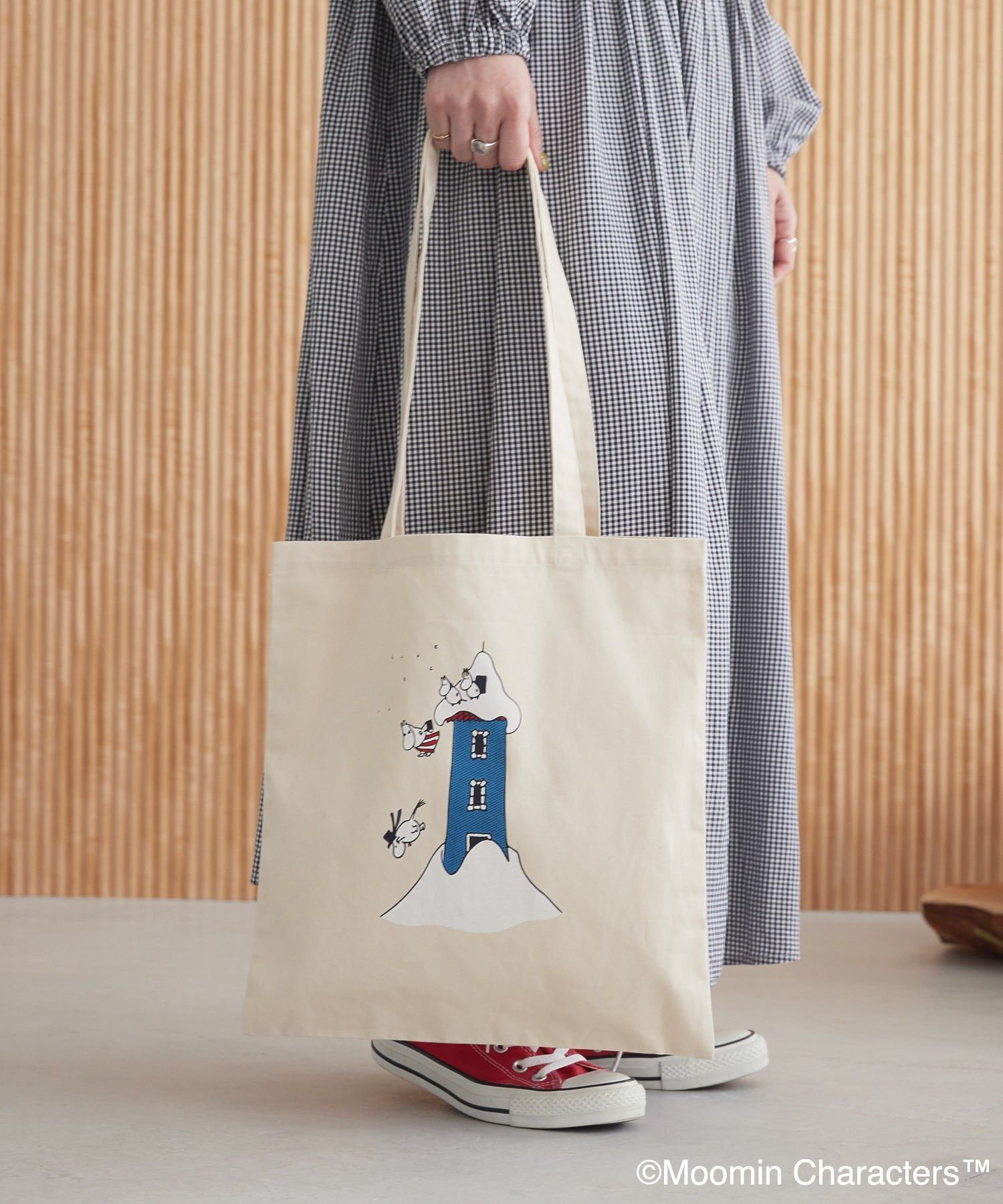 【SALE／15%OFF】AMERICAN HOLIC Moomin アソートプリントトートバッグ アメリカンホリック バッグ その他のバッグ ホワイト ネイビー ブラウン グレー画像