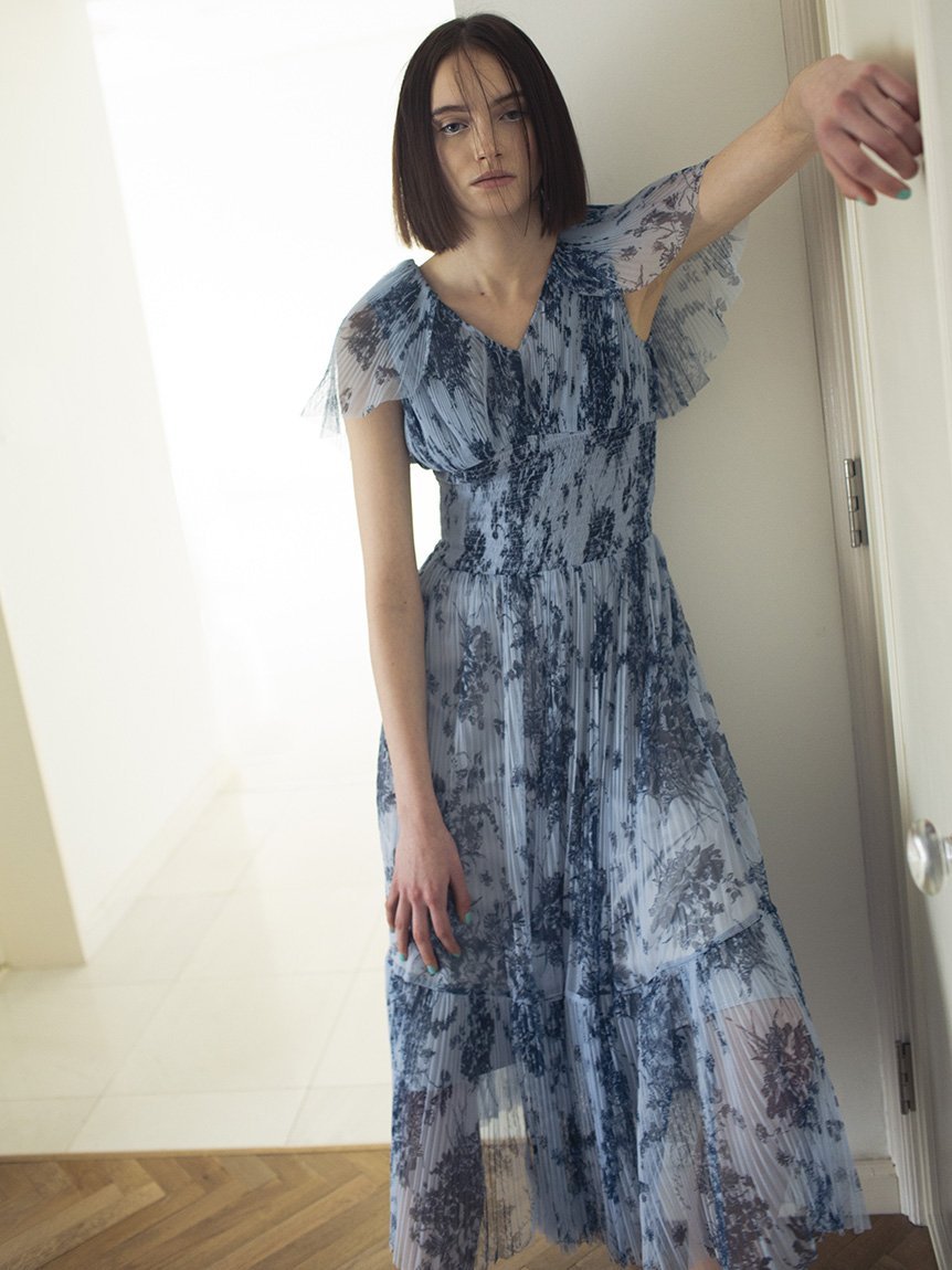 SALE／50%OFF】SNIDEL Sustainableプリントケープチュールドレス 