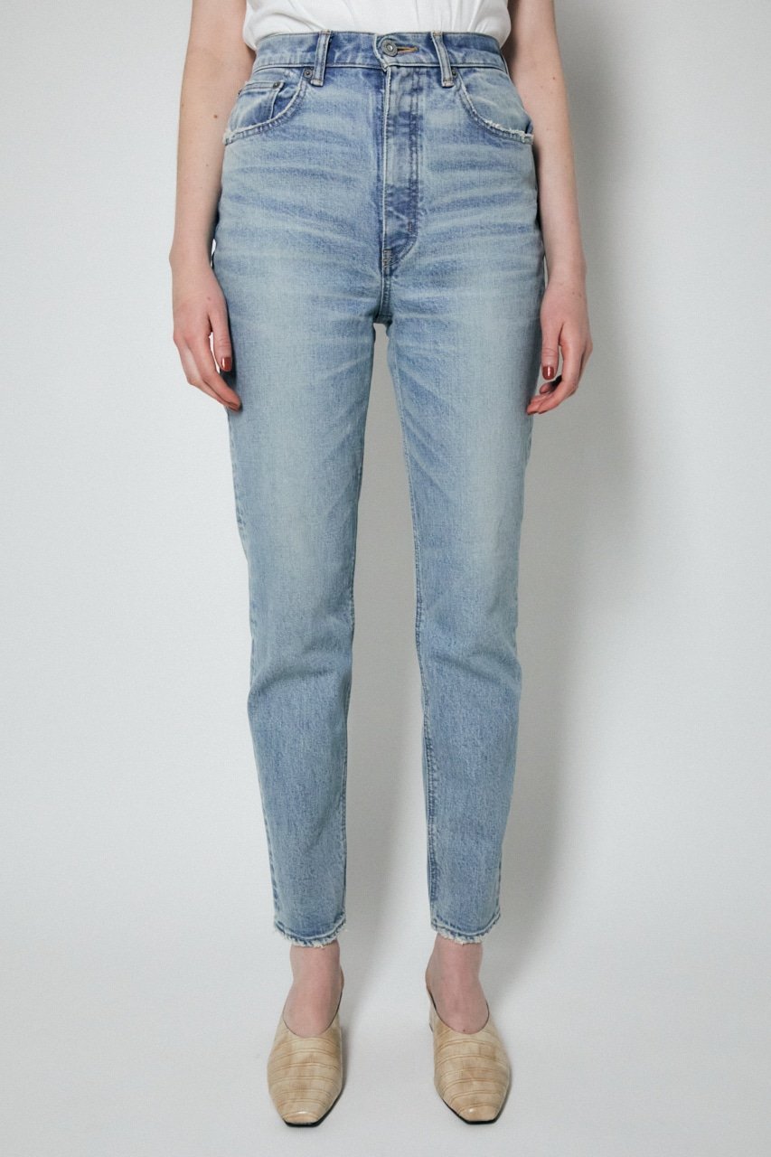 【新品タグ付き】MOUSSY HW ISM SKINNY  ジーンズ 26 MOUSSY（マウジー）の「HW ISM SKINNY（デニムパンツ）」 - WEAR