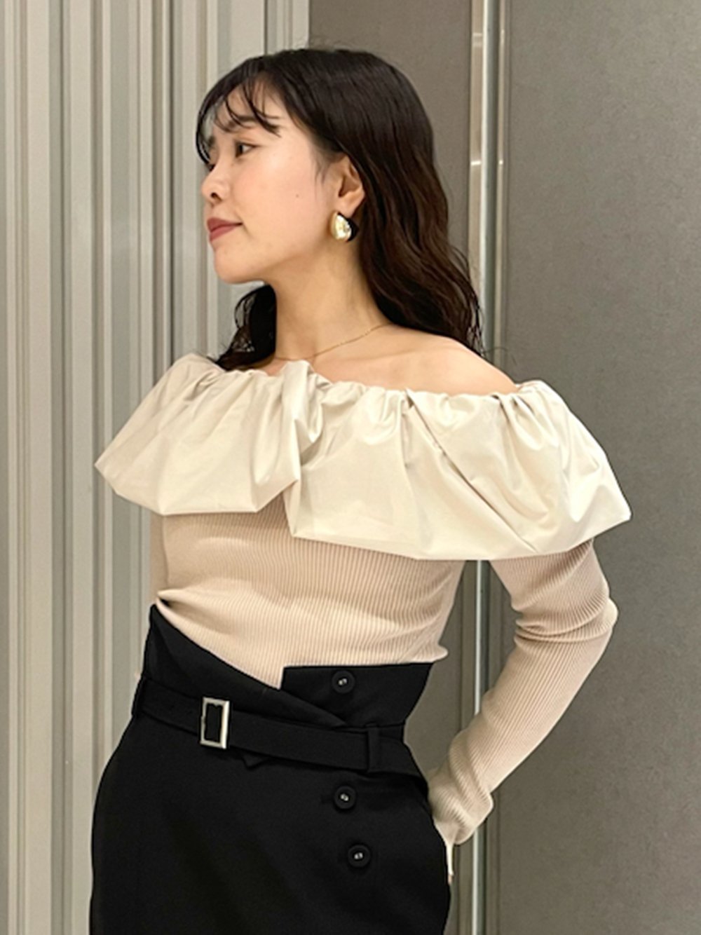 SALE／50%OFF】FRAY I.D ツイストカラーコンビオフショルニット