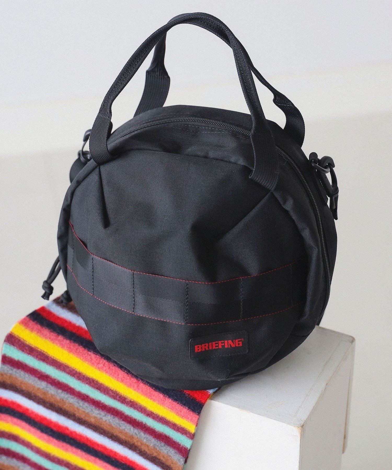 BEAMS BOY 【別注】BRIEFING / ヘルメット バッグ＜2WAY/収納力抜群 