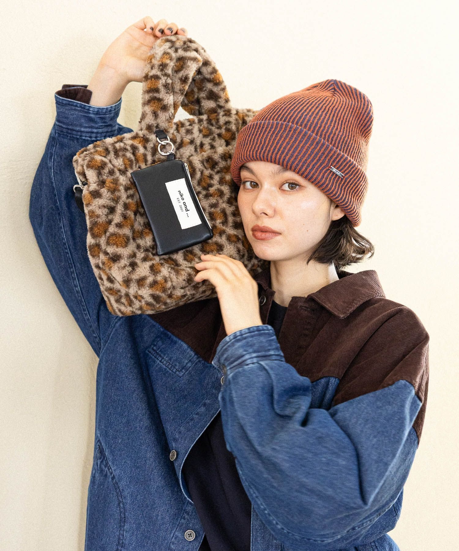 LOVERARY BY FEILERドアップテディガール　耳付き巾着、フェイラー ドアップテディガール 耳付き巾着 L/DUG-243242(ベージュ