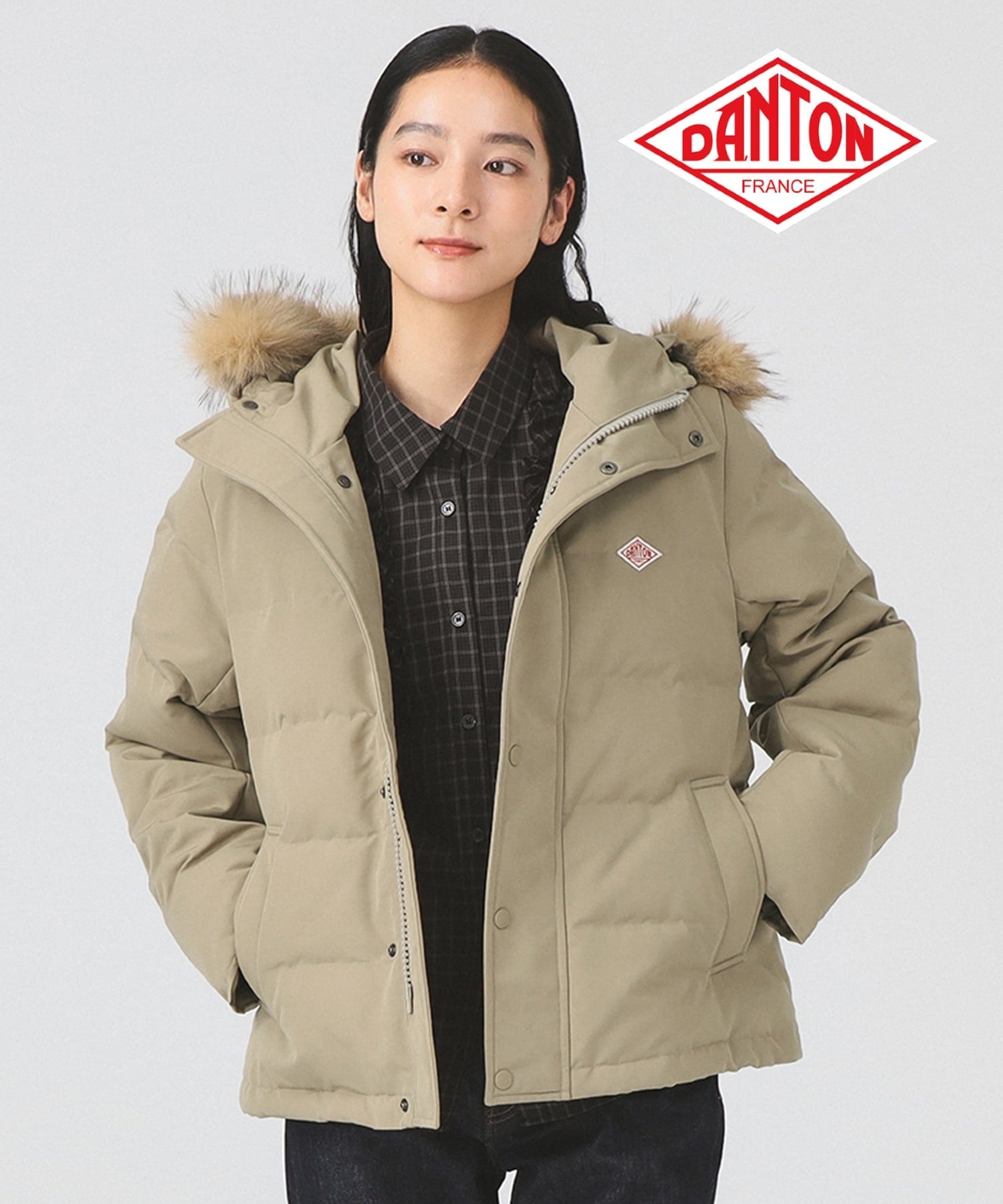 新品タグ付ミラオーウェン　ウール混スタンドカラーリバーケープコートグレー1サイズ 新品タグ付ミラオーウェンウール混スタンドカラーリバーケープ