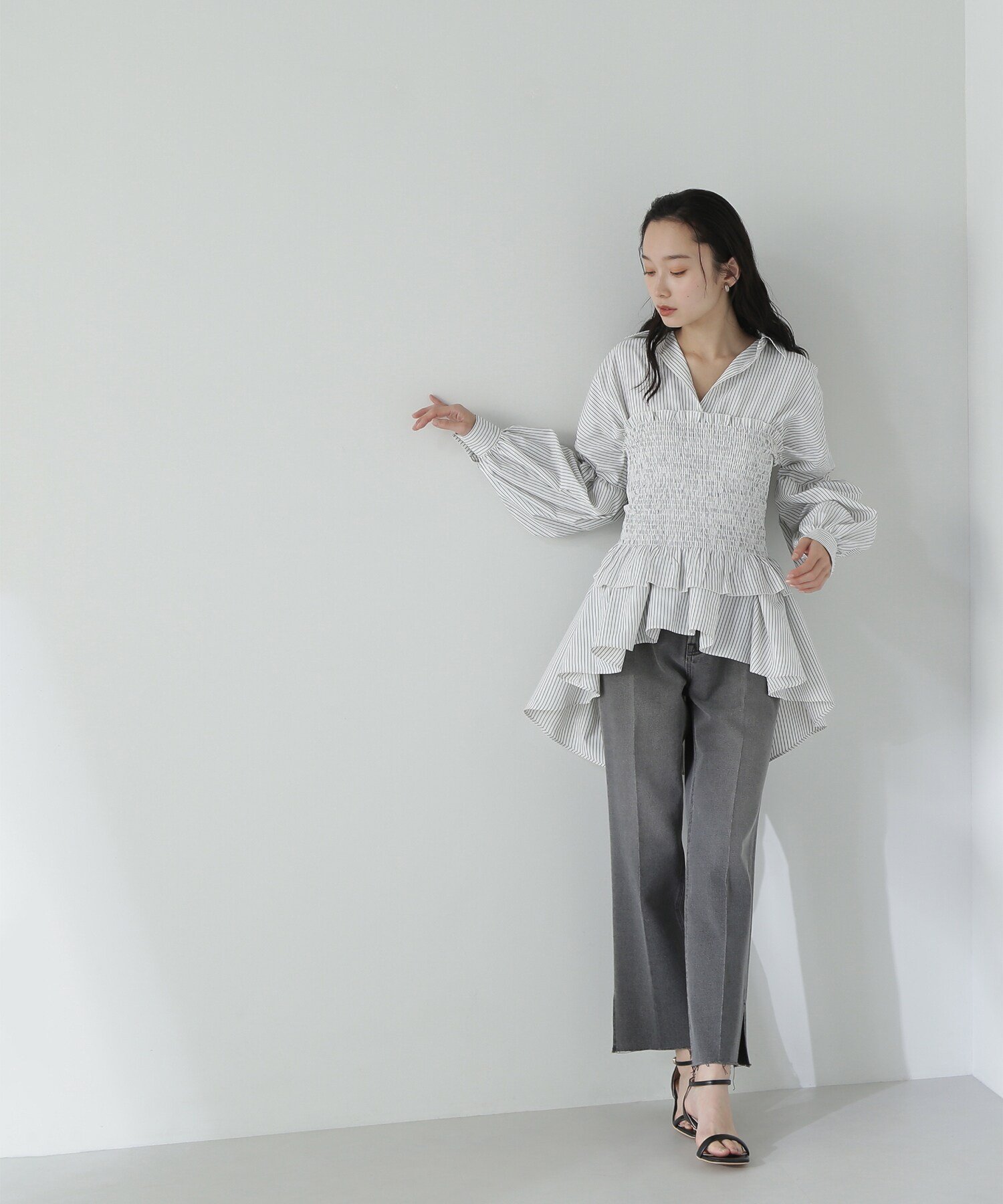 SALE／50%OFF】NATURAL BEAUTY BASIC ギャザーペプラムシャツ&ビスチェ 