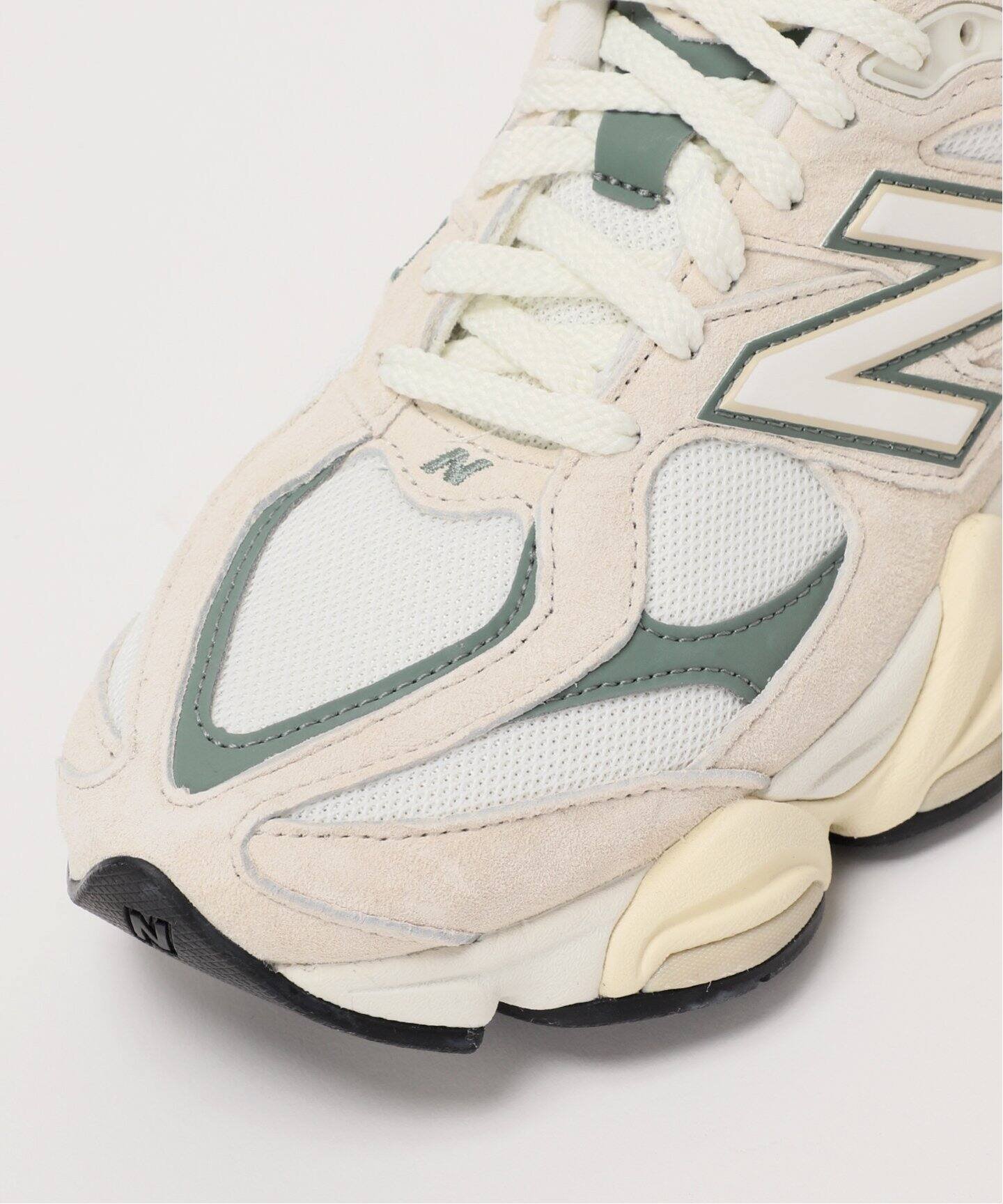 新品本物23.5cmNew Balance U9060EEI ベージュグリーン 早い者勝ち New Balance U9060EEI ユニセックス ペアコーデにも