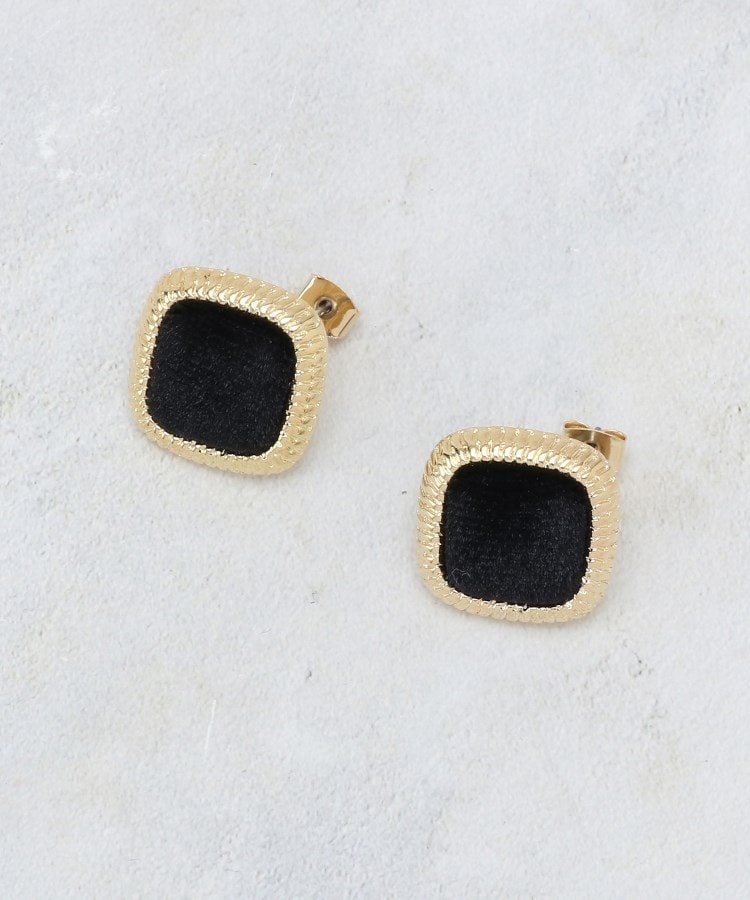 ボッテガヴェネタ⭐︎トライアングルピアス【片耳】 BOTTEGA VENETA ボッテガヴェネタ ピアス ツイスト