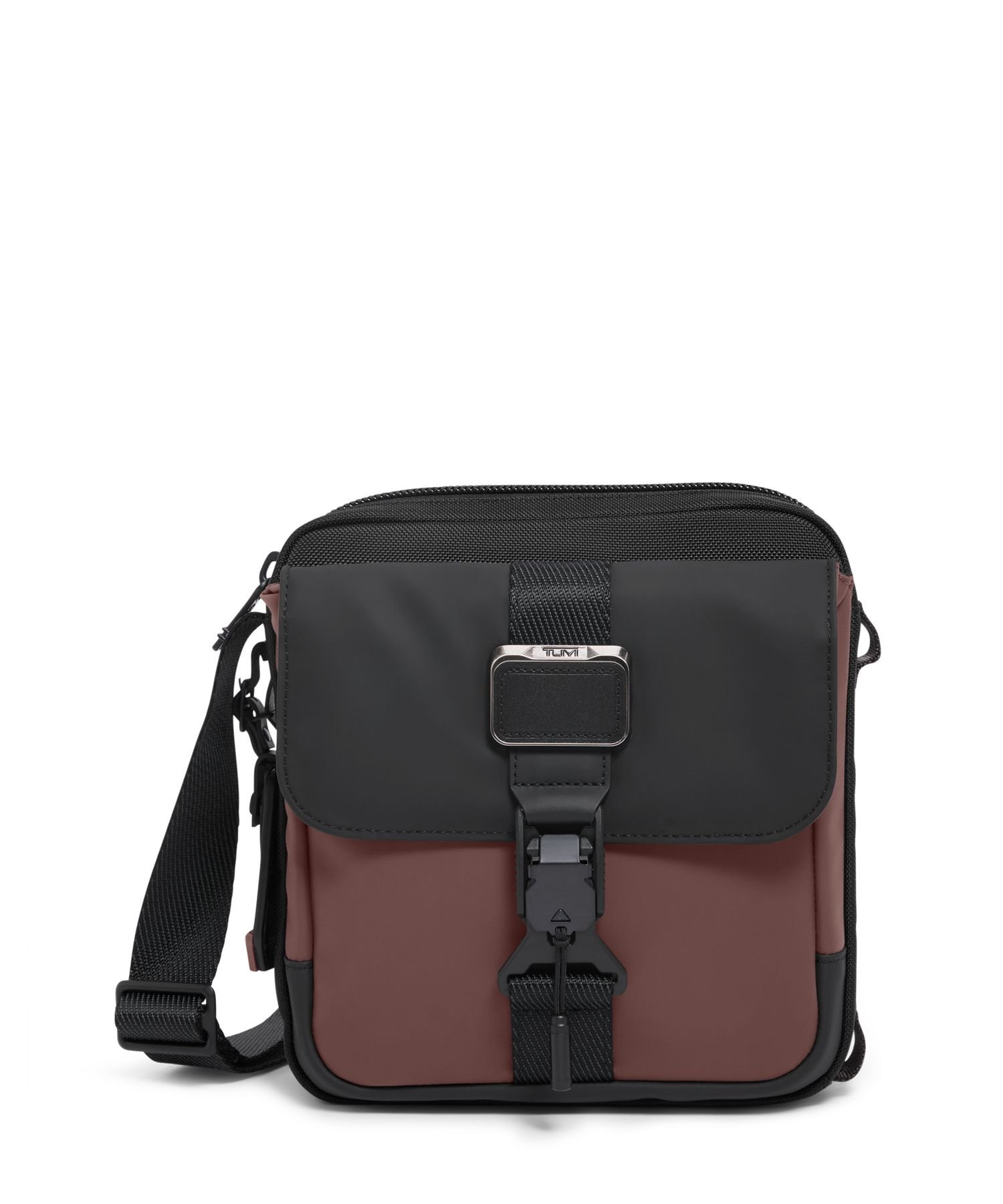 『TUMI』TAD BRAVO ブラック ショルダーバッグ TUMI』TAD BRAVO ブラック ショルダーバッグ