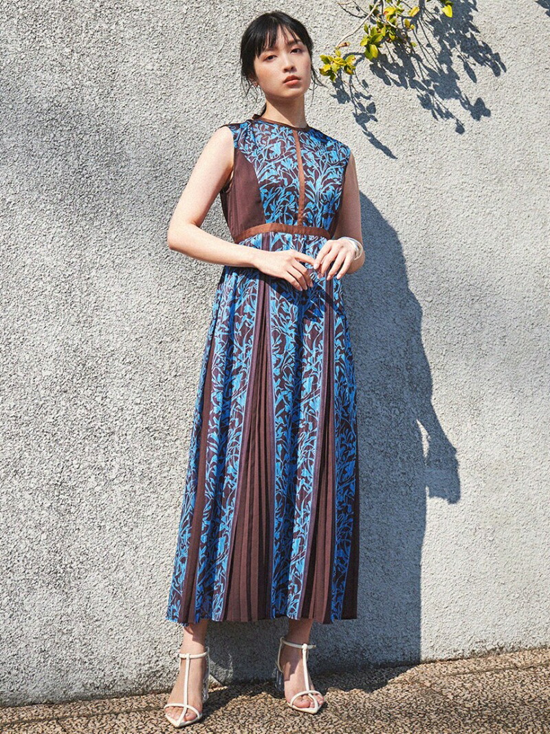 SALE／30%OFF】Lily Brown スイッチングフラワーワンピース リリー 