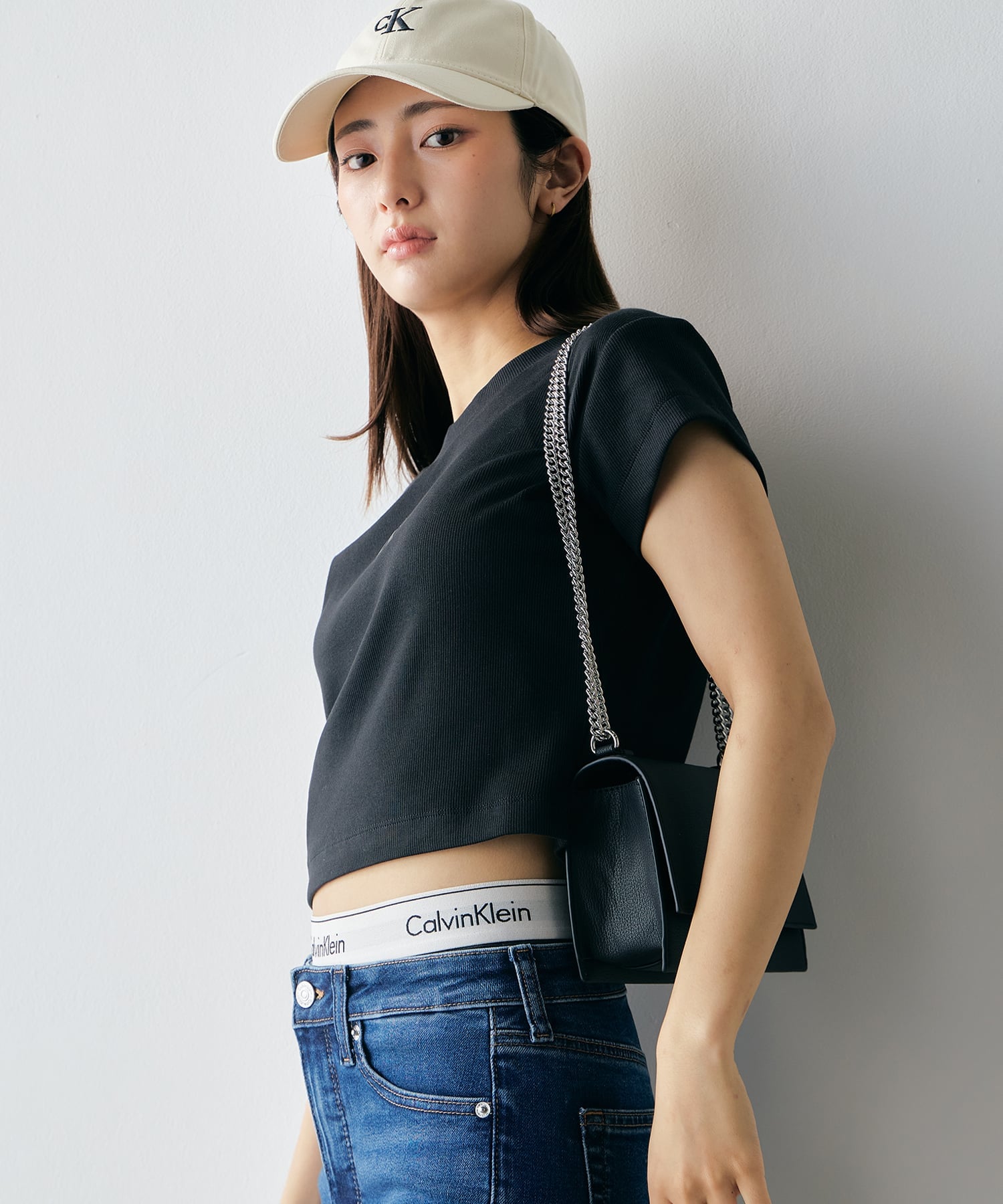 Calvin Klein Jeans Calvin Klein Jeans/(W)【公式ショップ】 カルバンクライン モノグラム ベイビーTシャツ Calvin Klein Jeans 47AB802 カルバン・クライン トップス カットソー・Tシャツ グリーン ホワイト ブラック【送料無料】