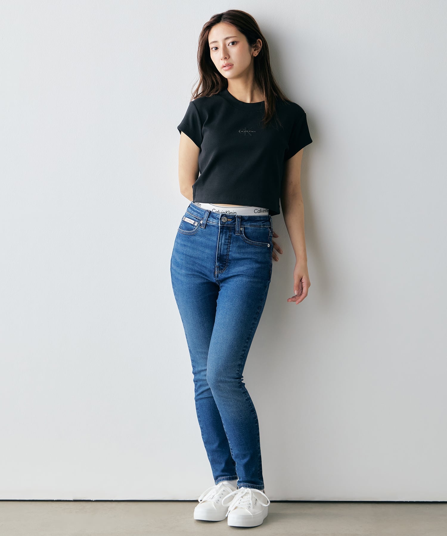 Calvin Klein Jeans Calvin Klein Jeans/(W)【公式ショップ】 カルバンクライン モノグラム ベイビーTシャツ Calvin Klein Jeans 47AB802 カルバン・クライン トップス カットソー・Tシャツ グリーン ホワイト ブラック【送料無料】