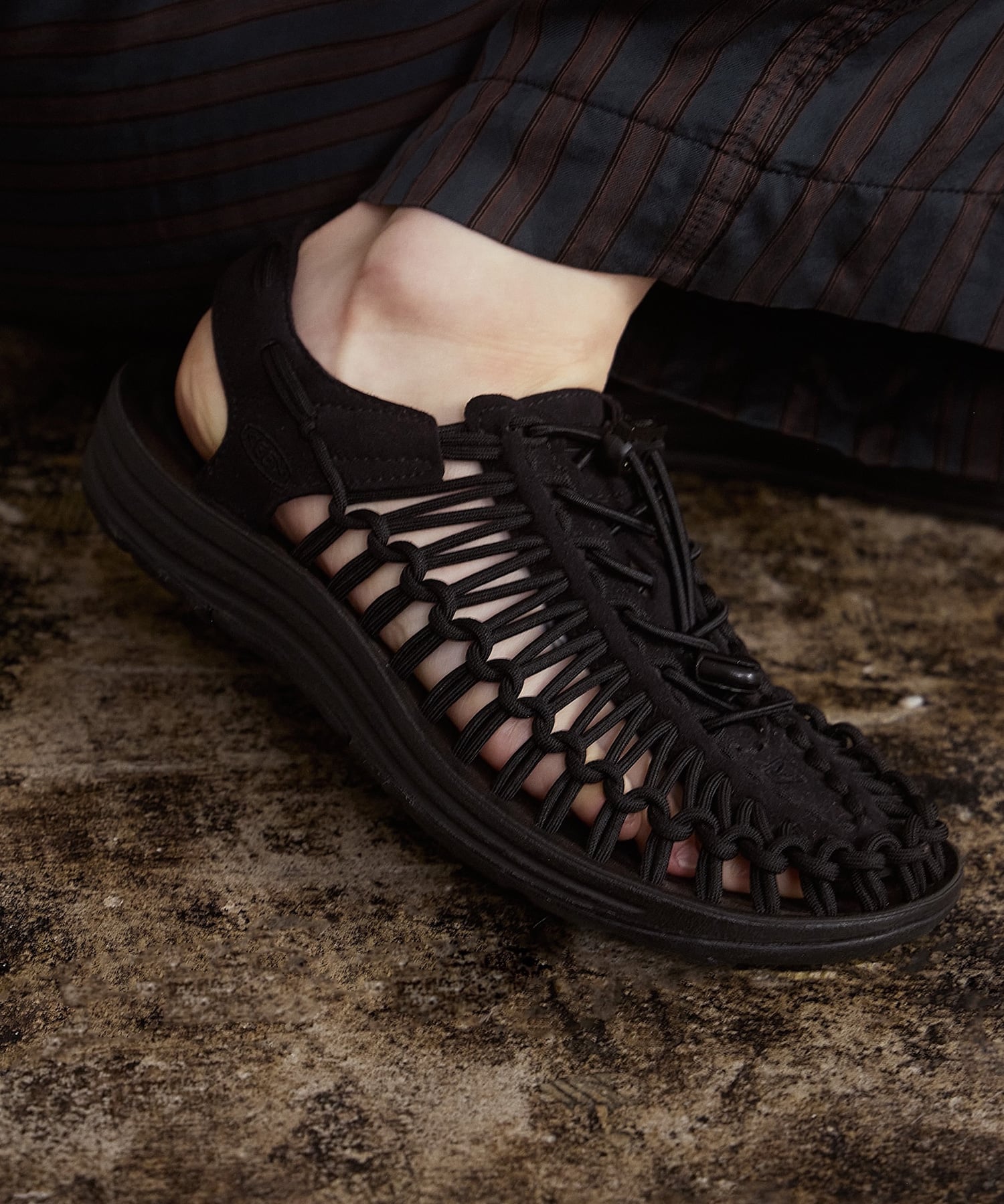 KEEN (W)(WOMEN)UNEEK / (レディース)ユニーク キーン シューズ・靴 