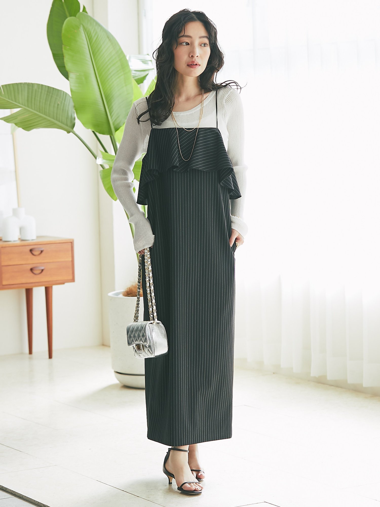 美品 ラブティックボンボン ラッフルキャミワンピース ホワイト ラブティックボンボン ラッフルキャミワンピース 白 ホワイト フリル