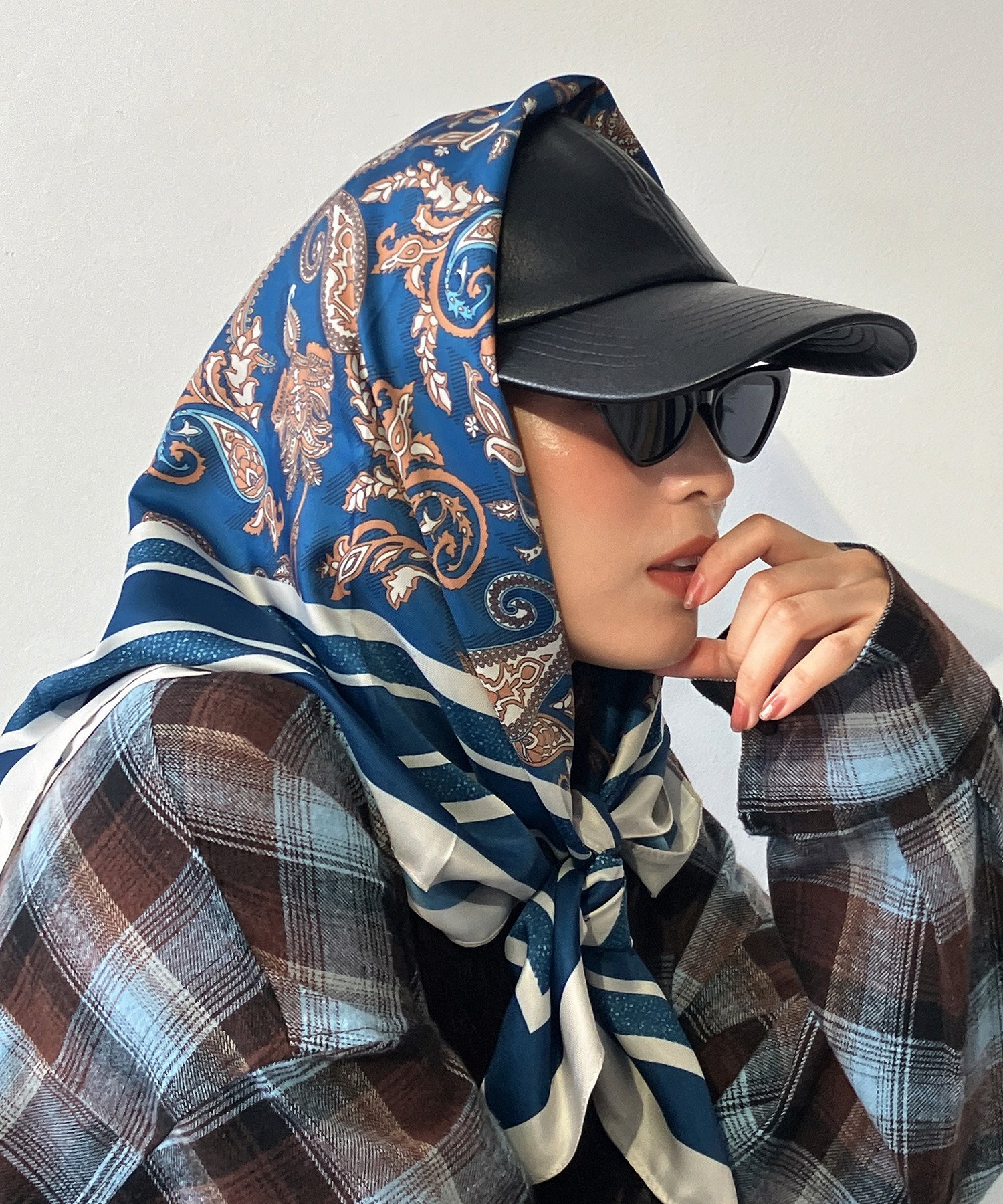 ビンテージスカーフMIX50枚セットUSA古着卸大量セット業者まとめ売り M*Y様 ビンテージスカーフMIX50枚セットUSA古着卸大量セット業者