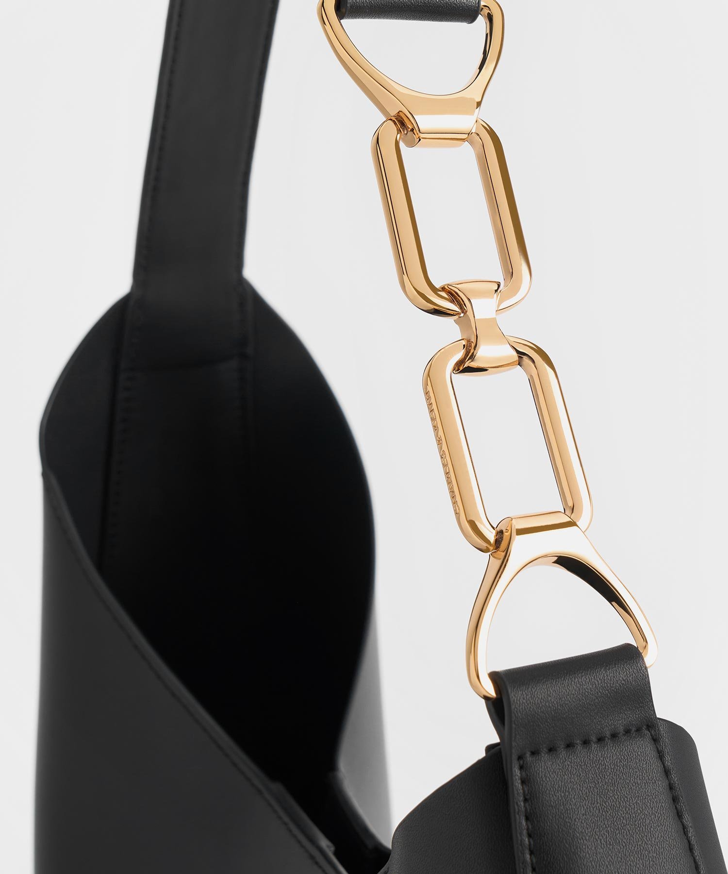 SALE／40%OFF】CHARLES & KEITH Agatha アガサ チェーンアクセント 