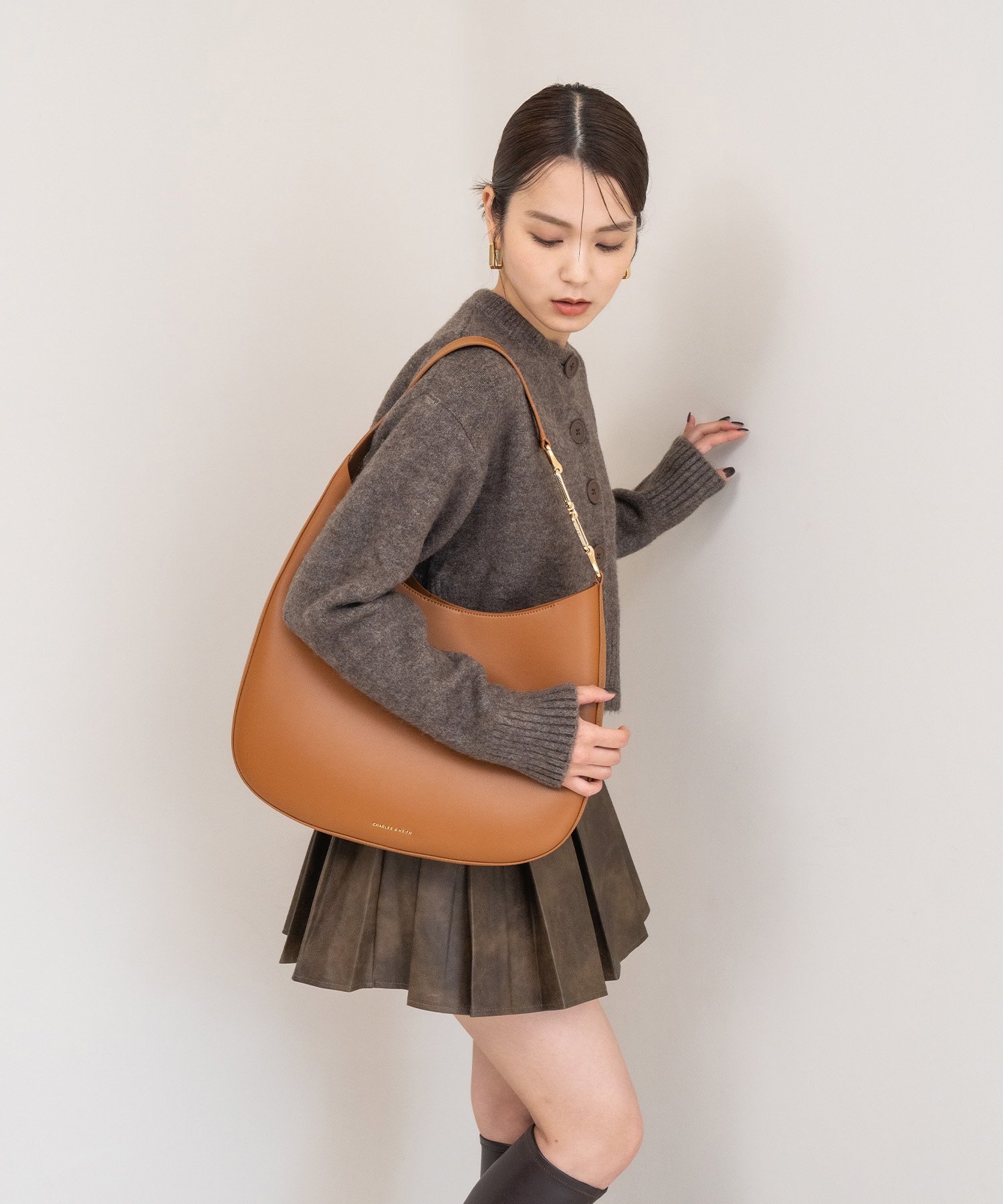 SALE／40%OFF】CHARLES & KEITH Agatha アガサ チェーンアクセント 