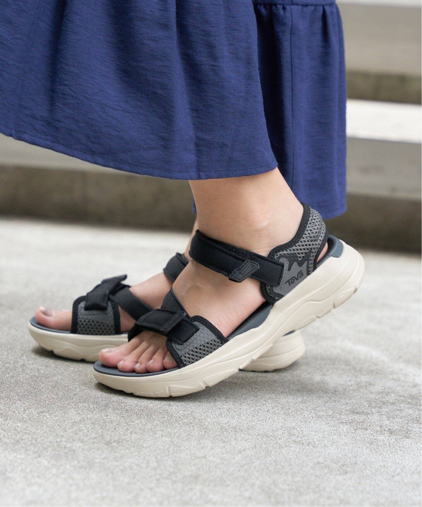 SALE／30%OFF】IENA Teva/テバ 別注 ZYMIC サンダル イエナ