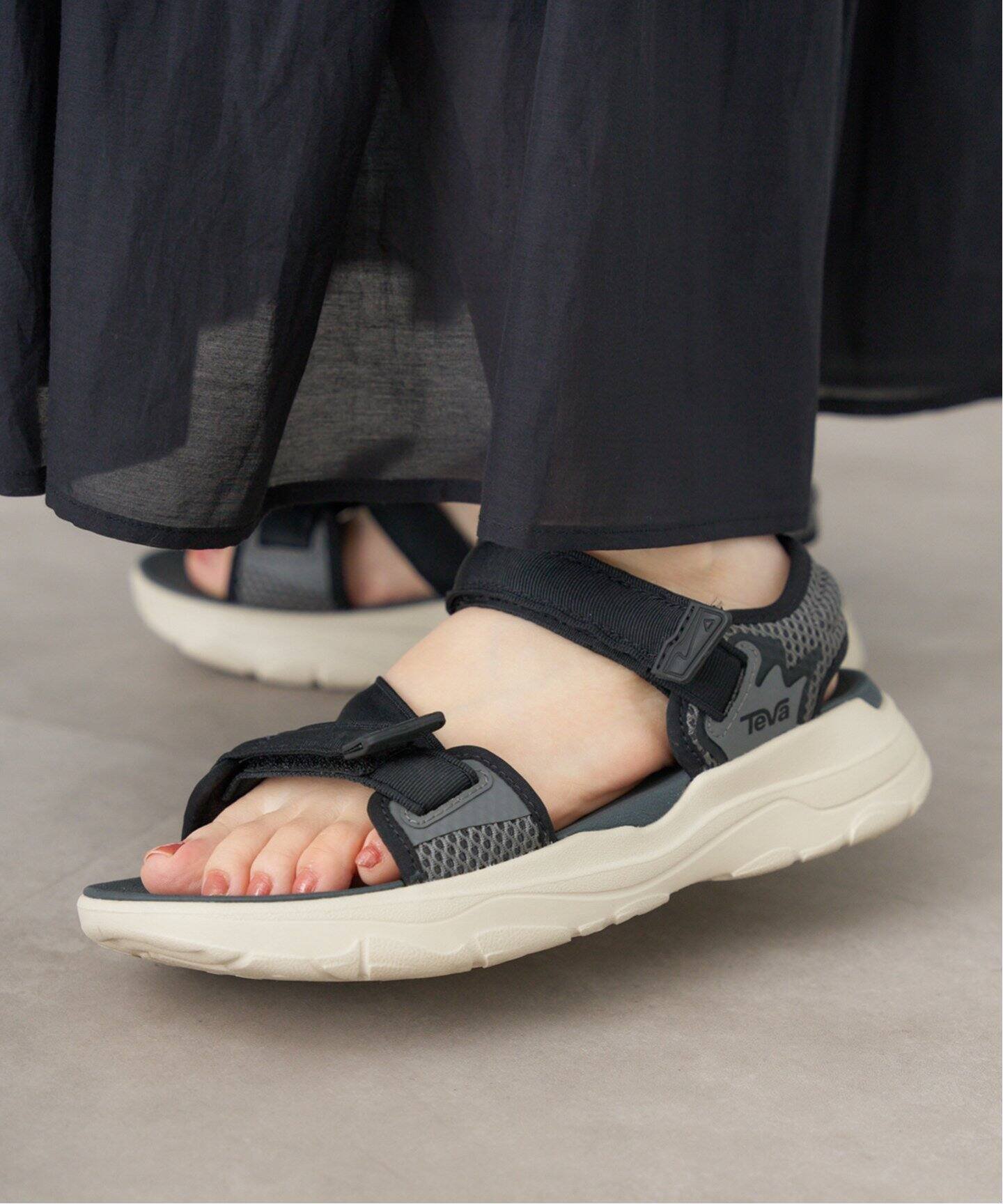 IENA Teva/テバ 別注 ZYMIC サンダル Teva/テバ】別注 ZYMIC サンダル | イエナ(IENA) | マルイウェブ