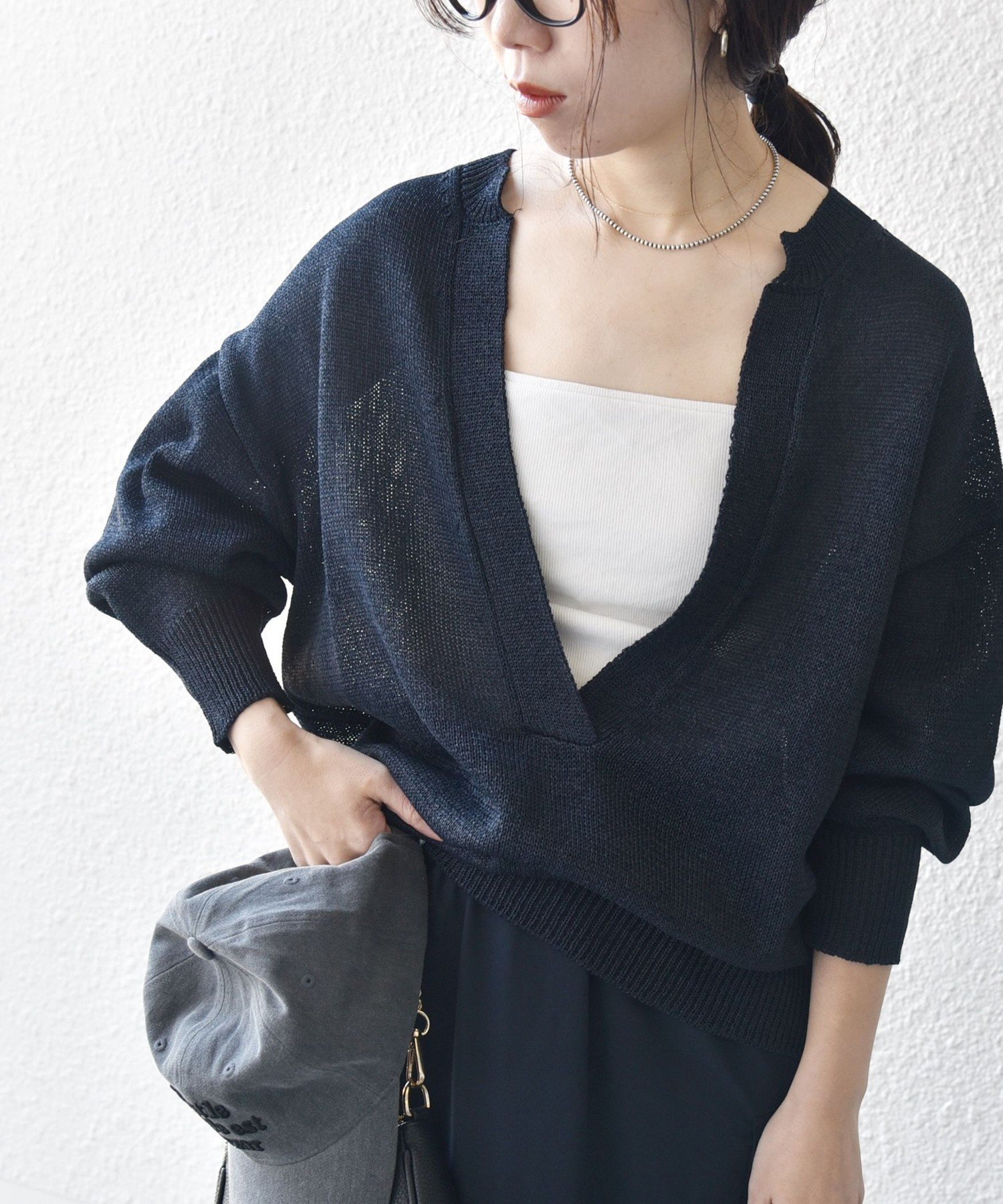 美品 トゥモローランド コレクション ドレイピーオックス ダブルブレストジレ 紺 セール】 ドレイピーオックス ダブルブレストジレ （ベスト