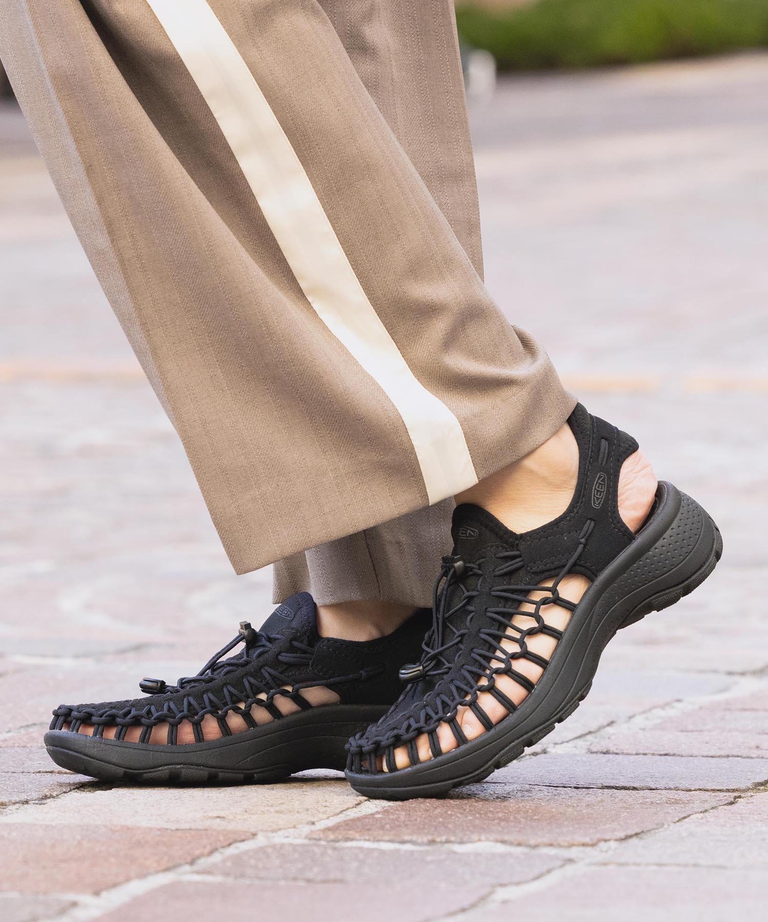 KEEN UNEKEE ASTORIA キーン ユニーク アストリア 24.5 KEEN WOMEN UNEEK ASTORIA レディース ユニーク アストリア キーン