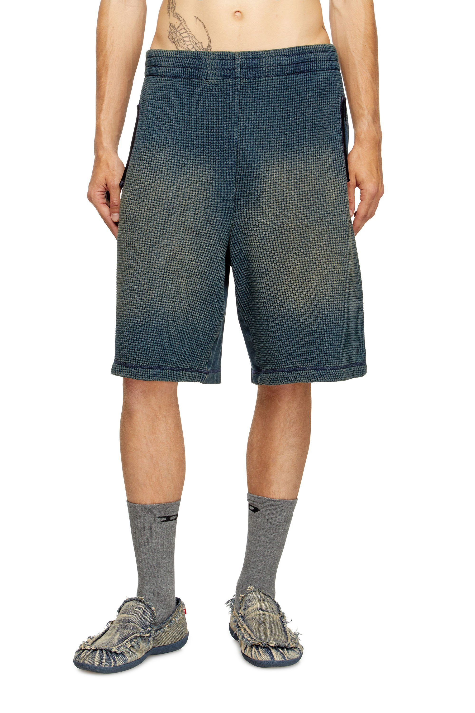 楽天市場】【SALE／40%OFF】DIESEL メンズ ショートパンツ P