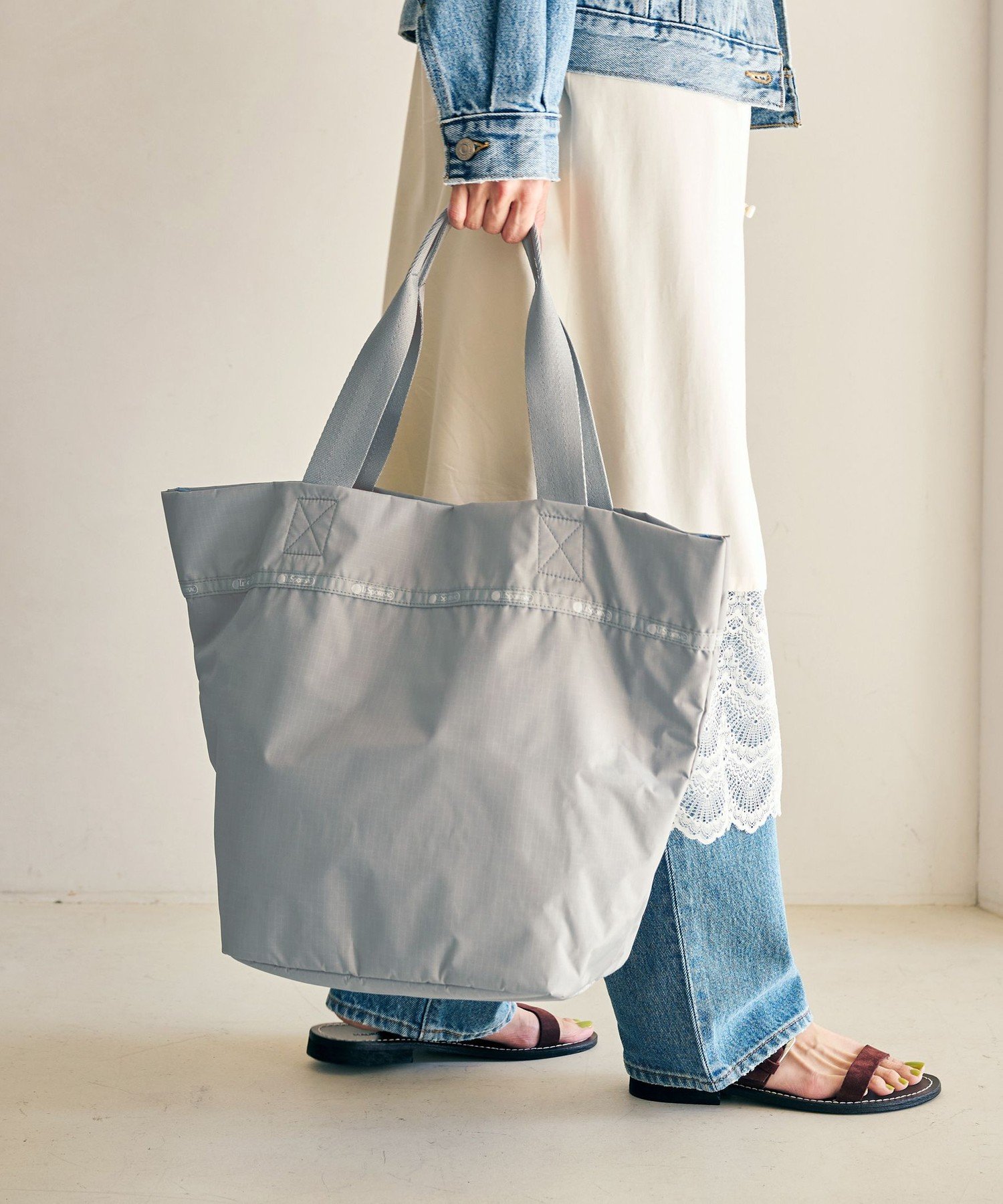 ■LeSportsac■TWO HANDLE ZIP TOTE ディープシーブルー TWO HANDLE ZIP TOTEリサイクルドブラックJP（トートバッグ