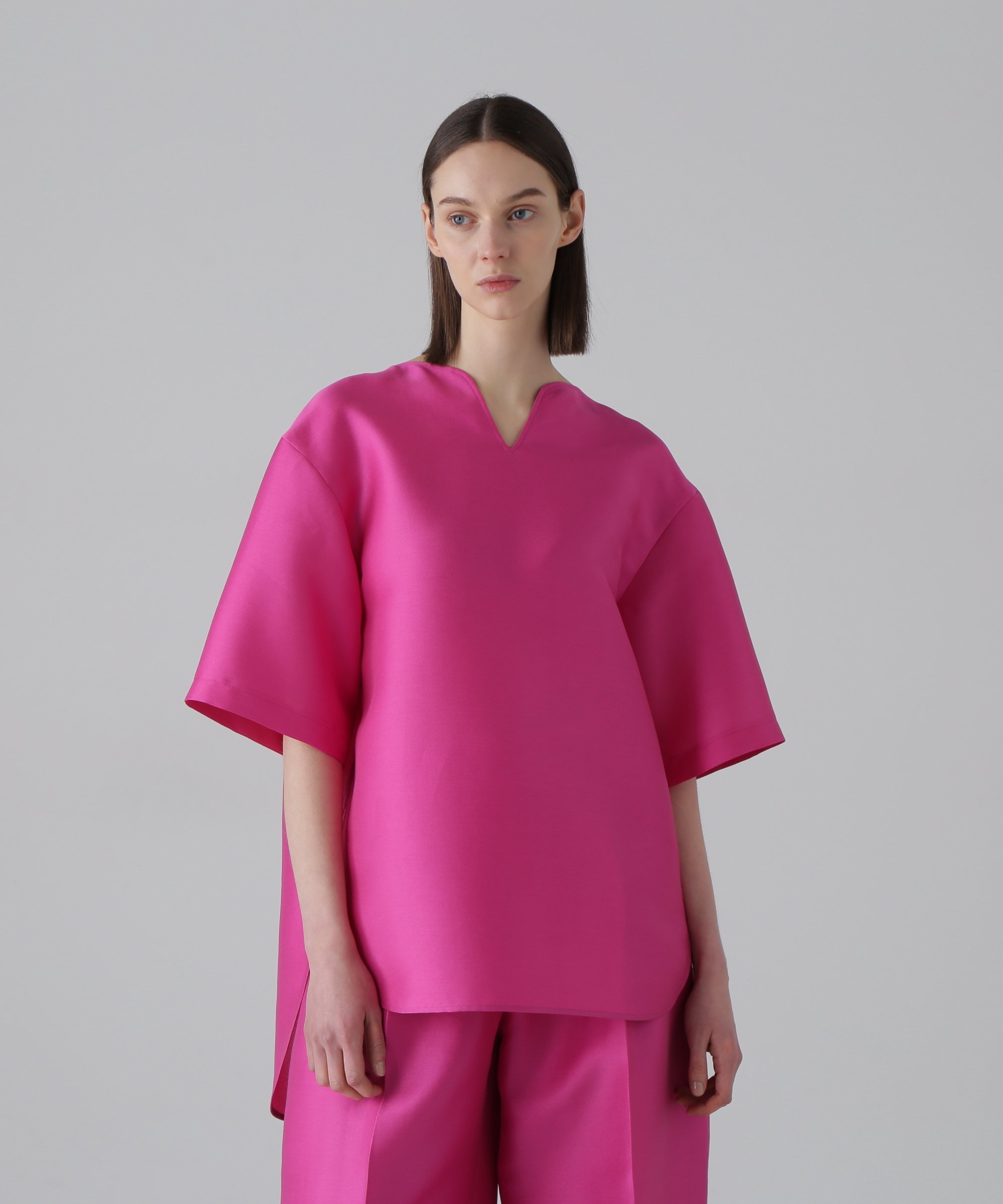 完売品✨ADORE アドーア ドライハイツイスト ブラウス トップス 楽天市場】【SALE／50%OFF】ハイツイストレイヤードブラウス ADORE