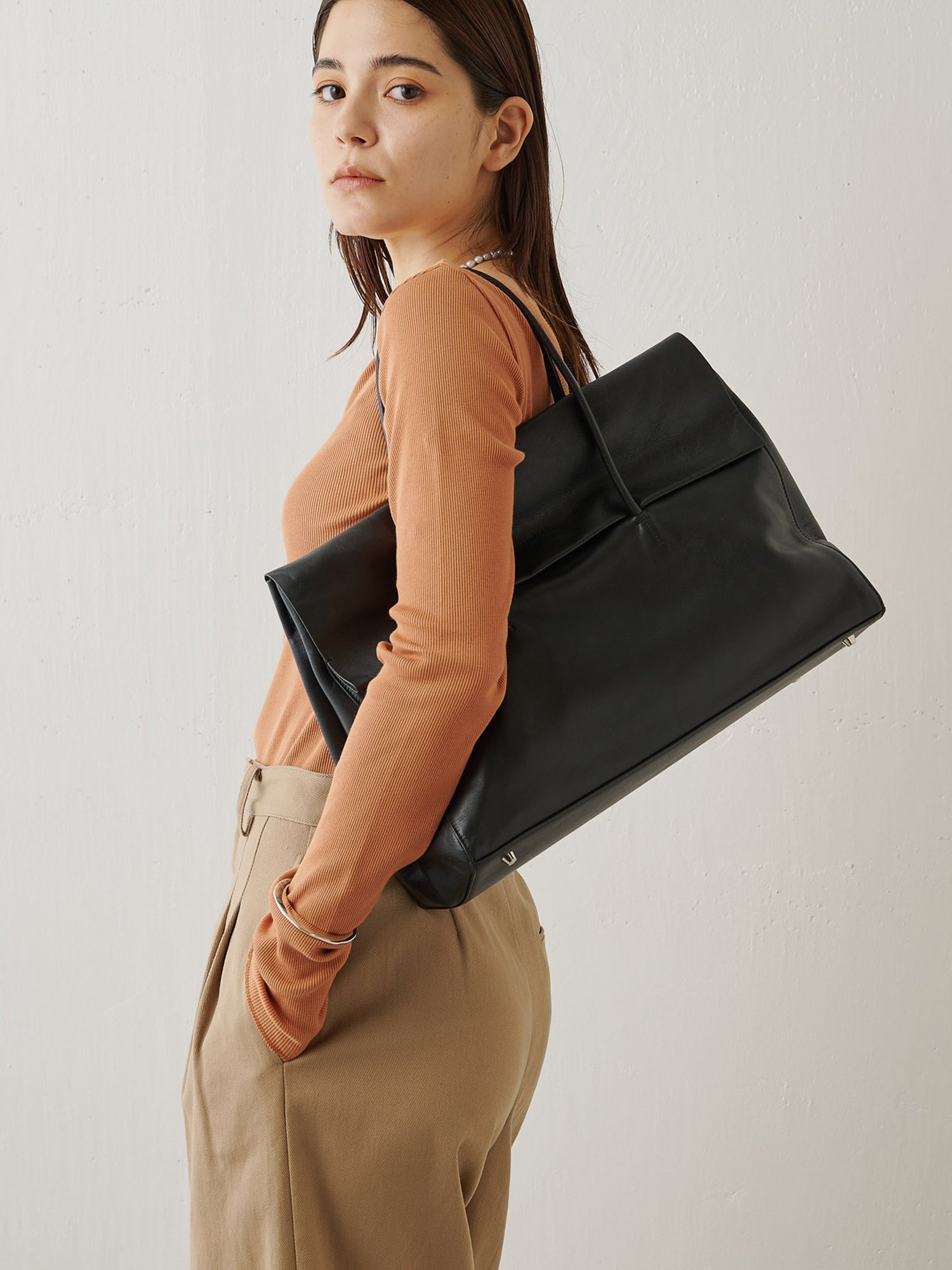 ウィムガゼット【Hoaw.】スクエアトートバッグ