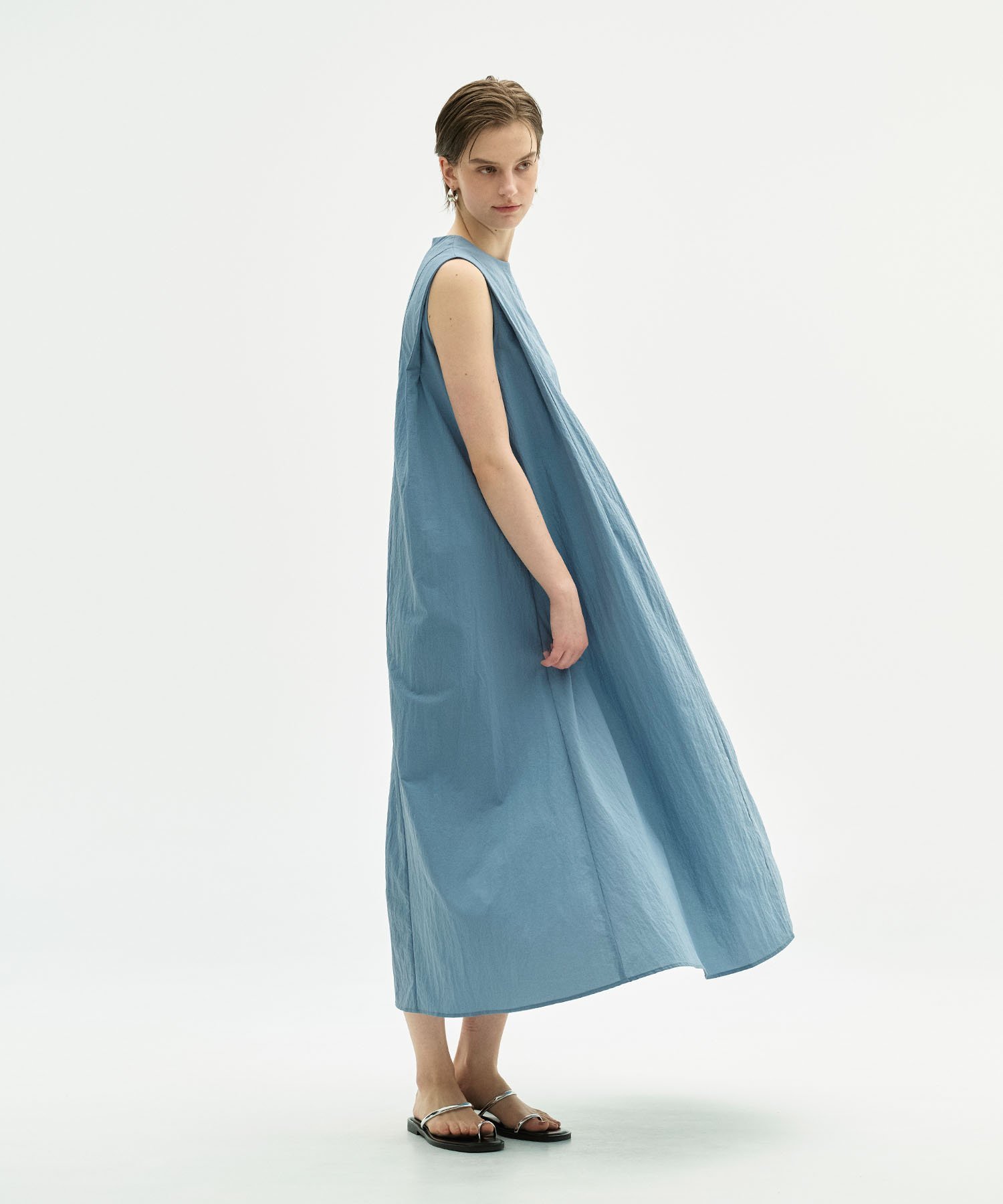 SALE／50%OFF】N.O.R.C ナイロンタスランワンピース【AIRY MOTION