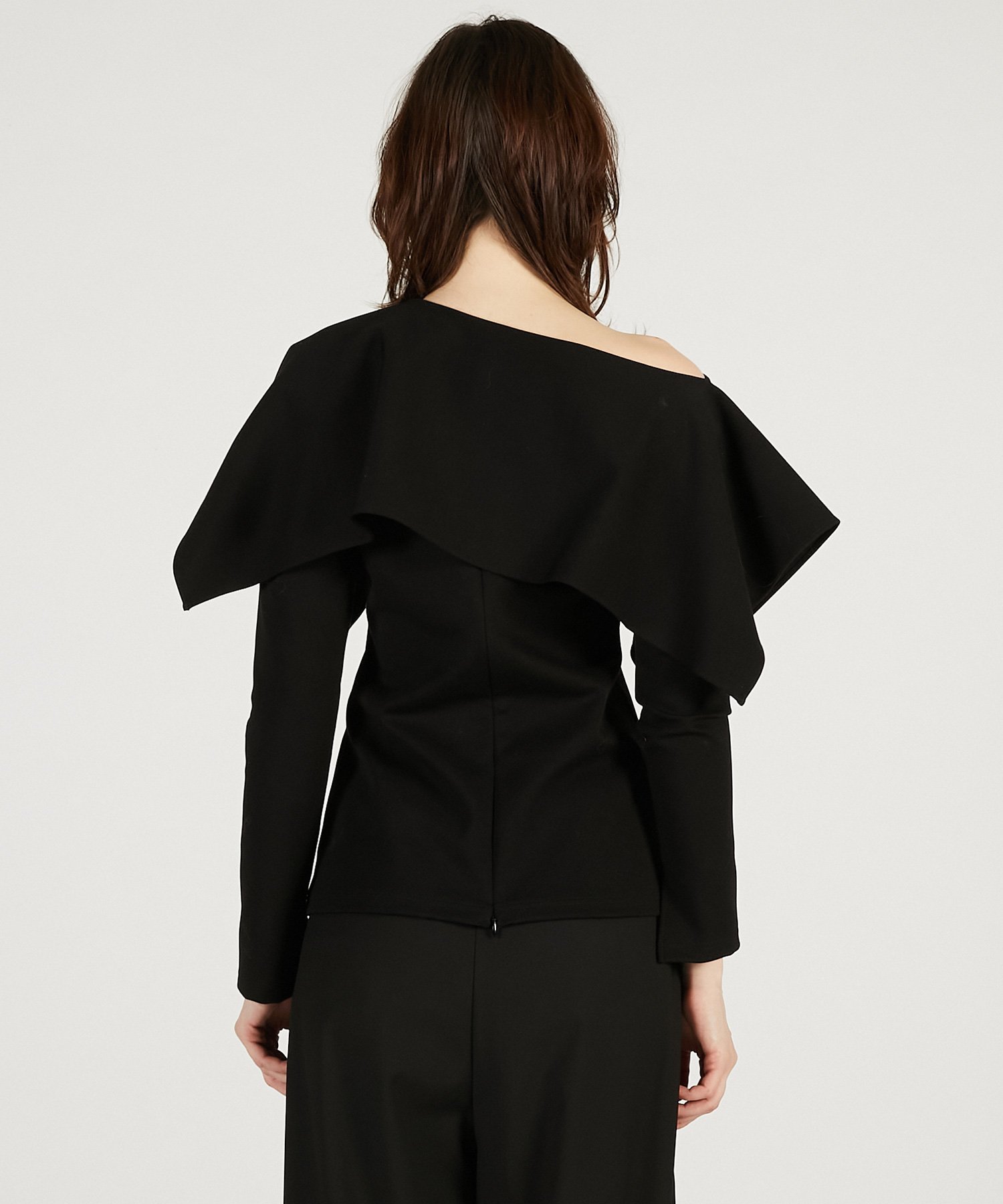 SALE／30%OFF】PRANK PROJECT スリットネックカバートップ / Slit Neck