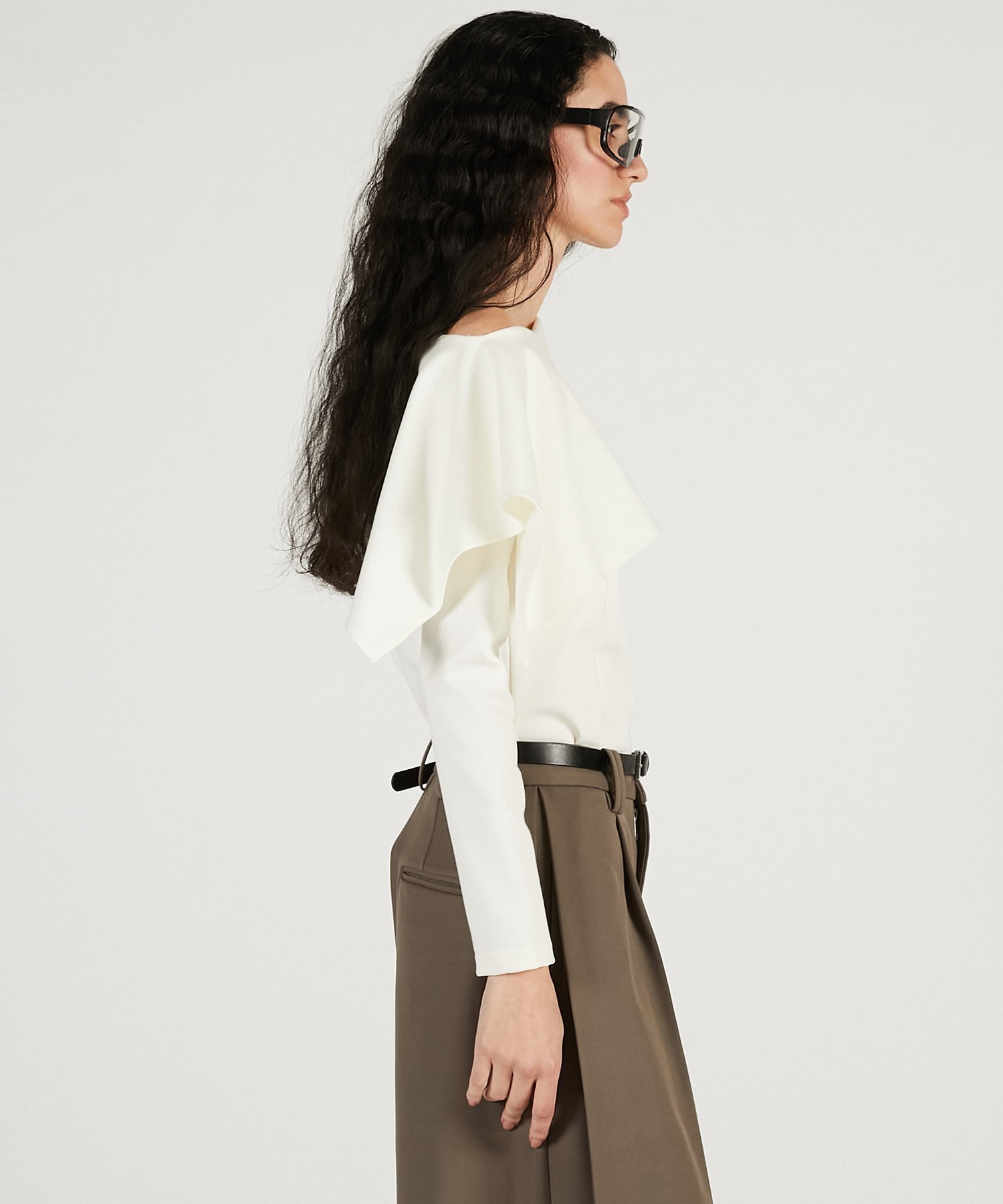 SALE／30%OFF】PRANK PROJECT スリットネックカバートップ / Slit Neck