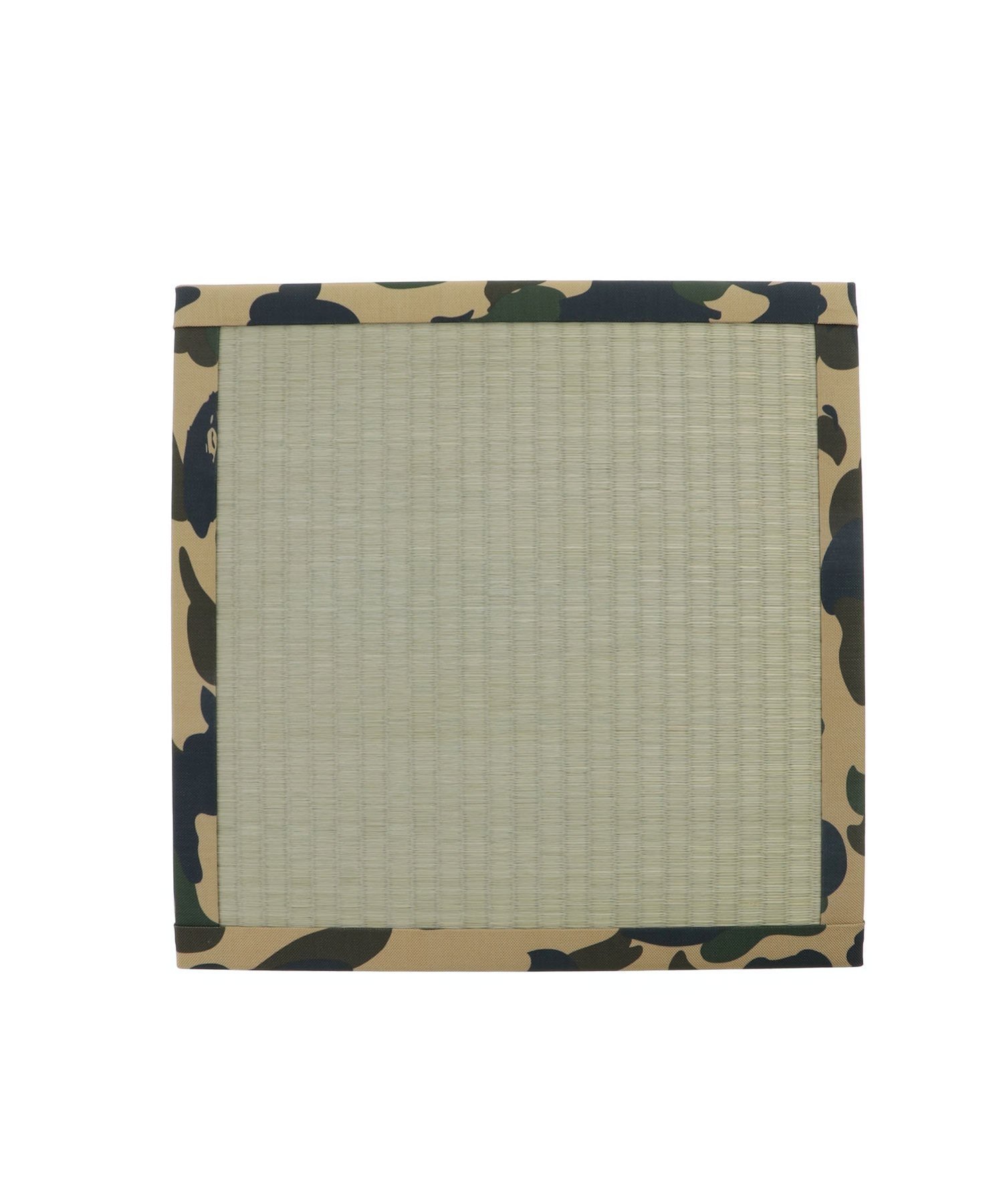 希少 A BATHING APE アベイシングエイプ スクエア クッション 完売 楽天市場】A BATHING APE COLLEGE SQUARE CUSHION M ア