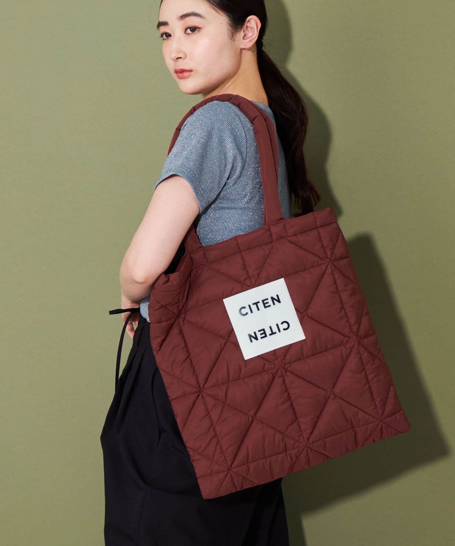 トートバッグ Fennec NETTY BAG SILVER FNFTB01SIF 楽天市場】【最大P21倍!!18日はご愛顧感謝デー!!】エフシーイー
