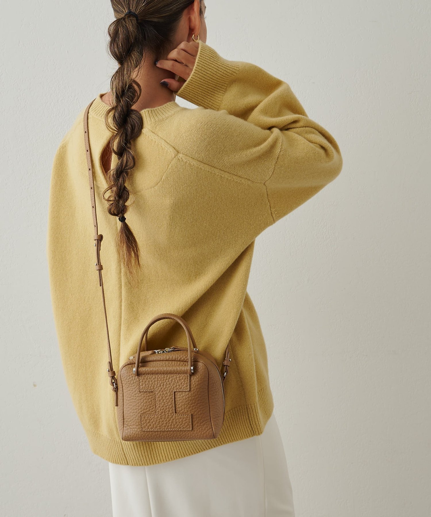 【極美品✨️】IACUCCI イアクッチ クーポラ 2way ショルダーバッグ IACUCCI/イアクッチ｜大好評の人気シリーズが再々生産決定