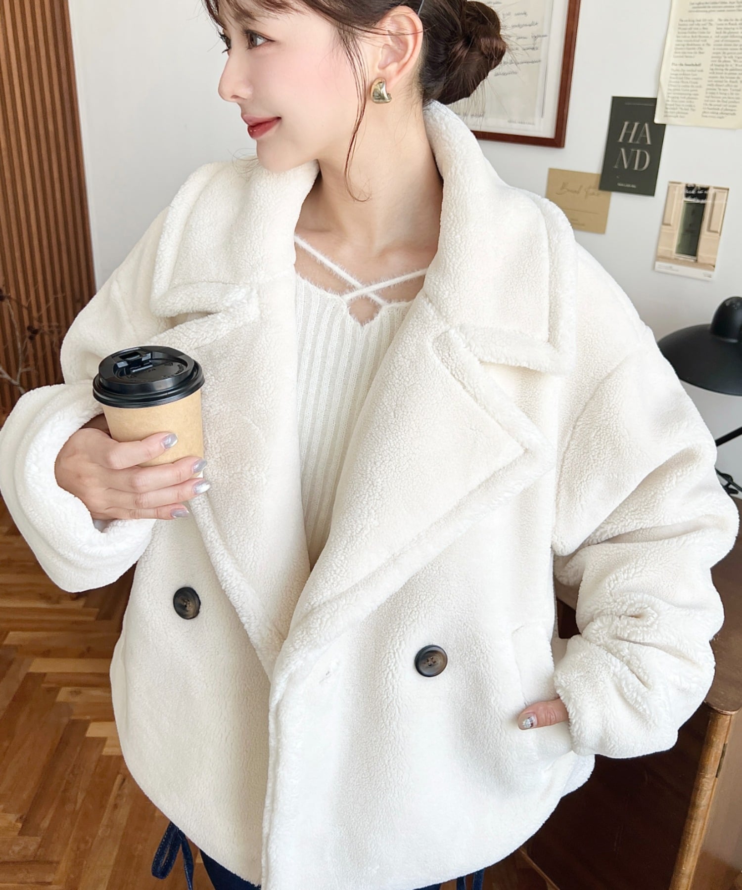 SALE／22%OFF】moment+ ショート丈テディベアボアPコート