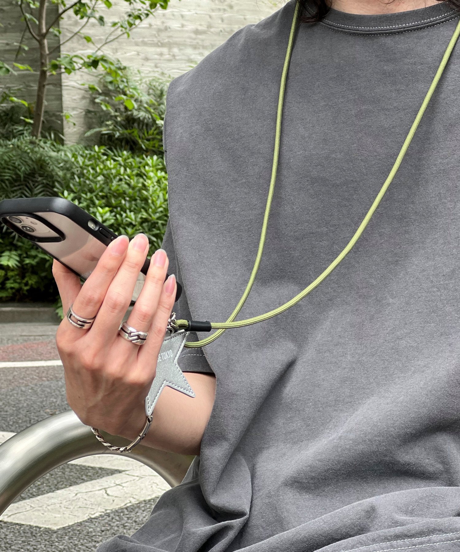 CONVERSE TOKYO スマホショルダーストラップ (※全機種対応) コンバース