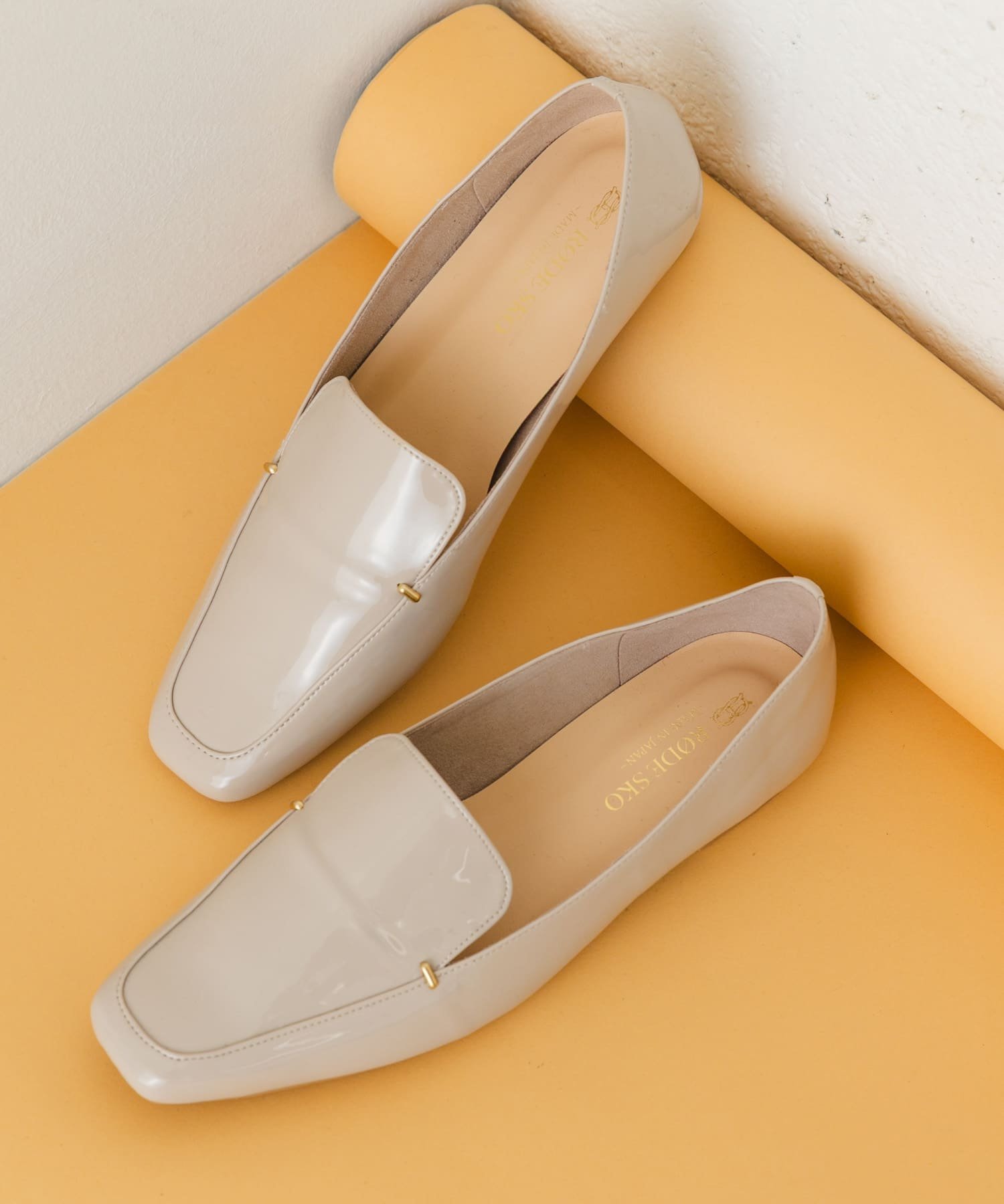 美品★PELLICO×TOMORROWLAND メタルスクエア ローファー　37 TOMORROWLAND ローファー 「一部別注」PELLICO×TOMORROWLAND