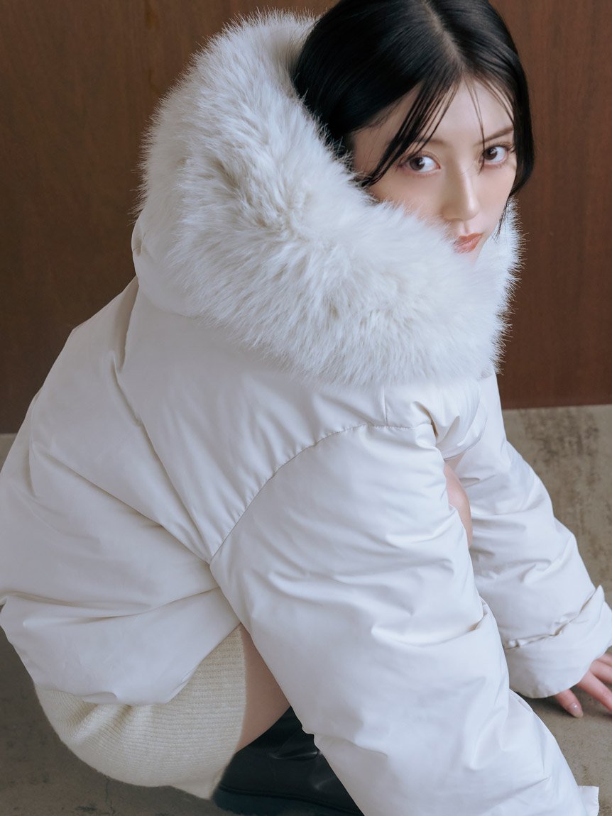 SNIDEL スナイデル ファーライクフリルニットジャケット　美品✨ホワイト ファーライクフリルニットジャケット(ジャケット)｜アウター｜SNIDEL