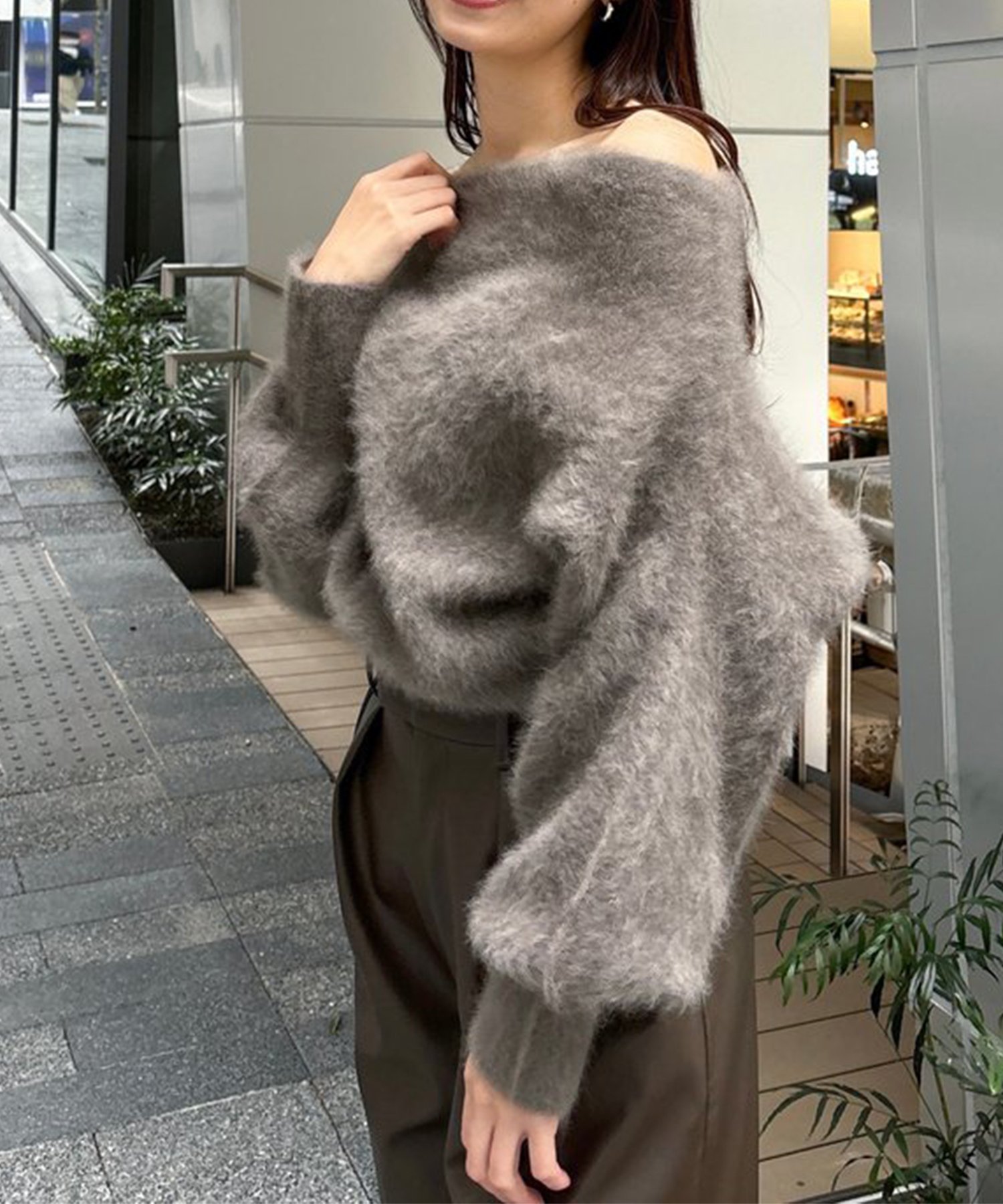 anuans ラクーンフォックスオフショルニットプルオーバー アニュアンス