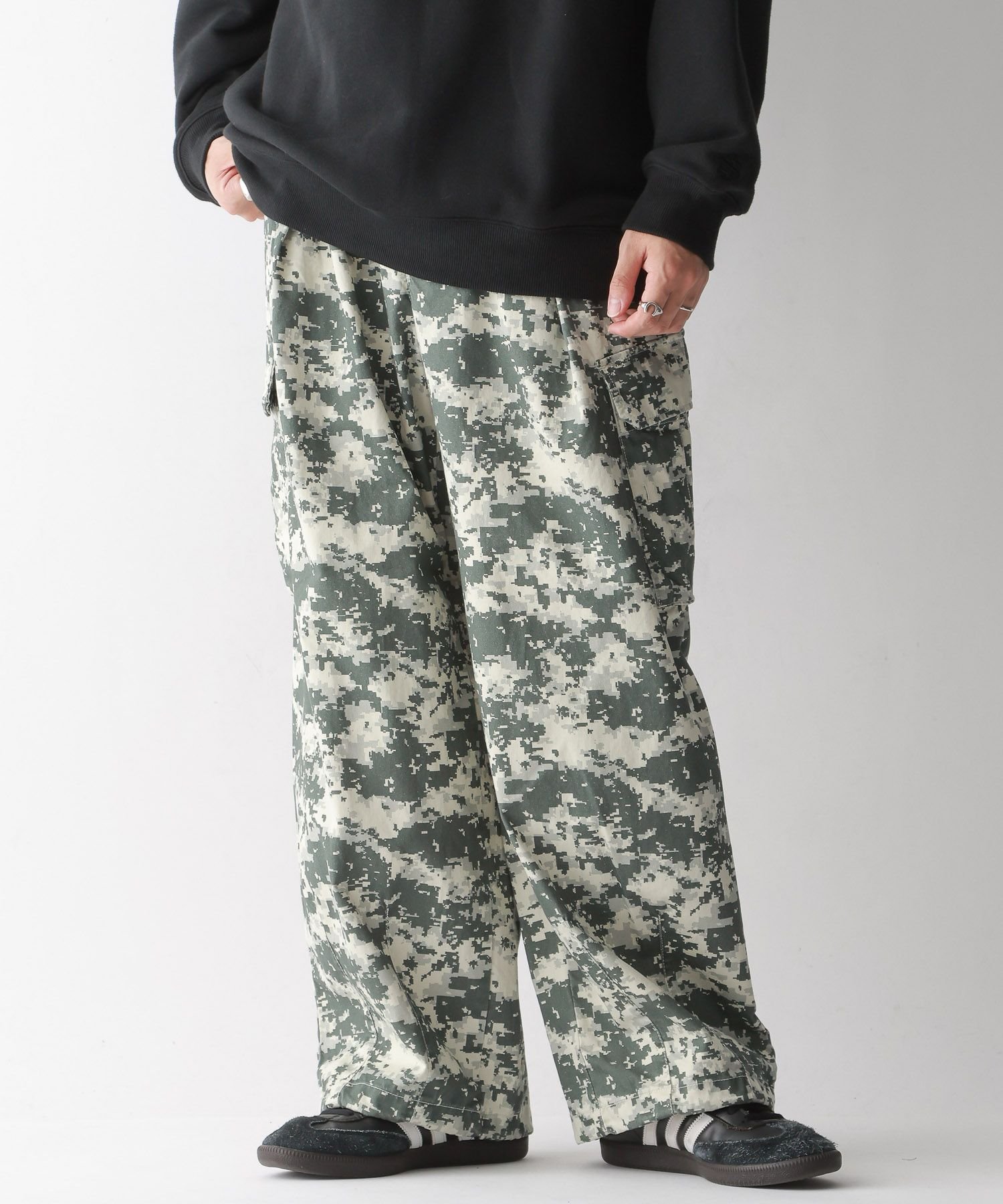 00s DIESEL 迷彩 カモ ディーゼル 和柄 波 パンツ y2k ギミック DIESEL(ディーゼル) カモ柄パンツ P-HOKNEY カーキ サイズ 46｜【公式