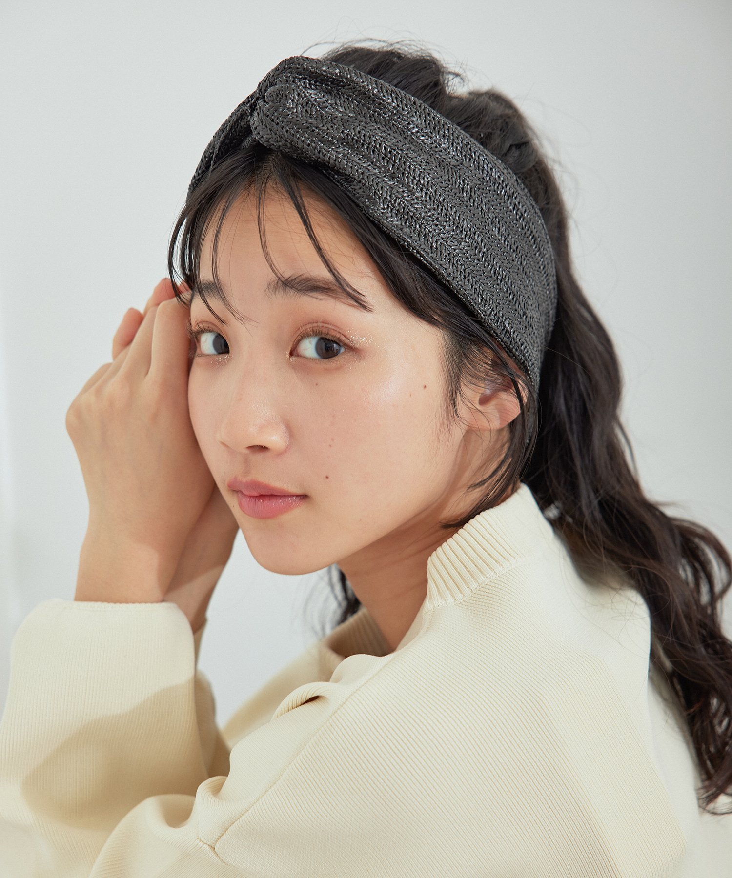 カチューシャ　ヘアバンド CCロゴ チェーン　黒レザー 楽天市場】CHANEL シャネル カチューシャ AA8558 B09035