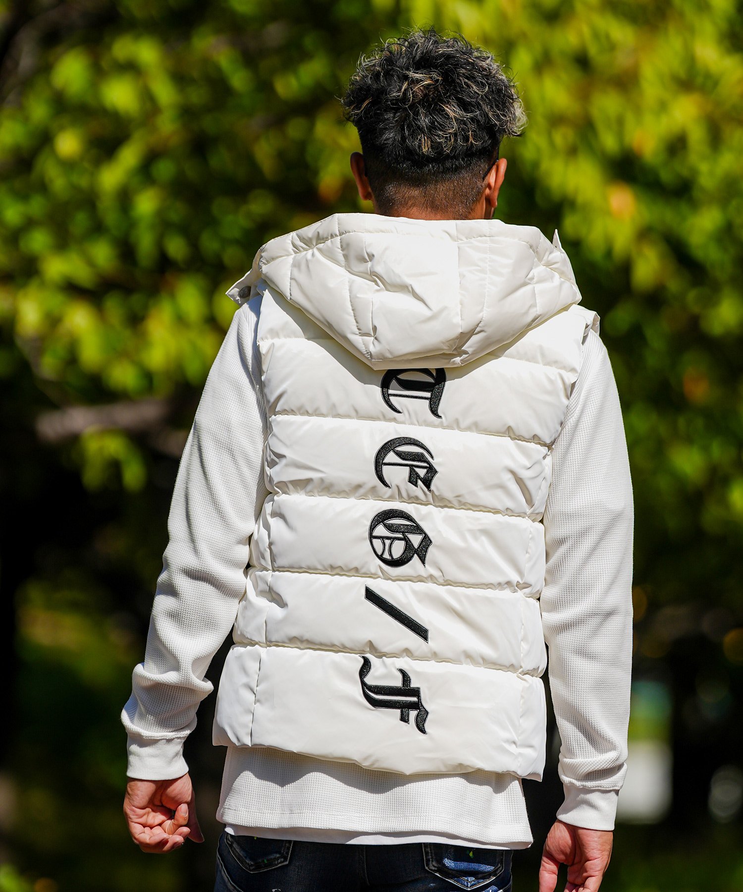 楽天市場】JACQUEMUS ジャックムスダウンジャケット/ダウンベスト